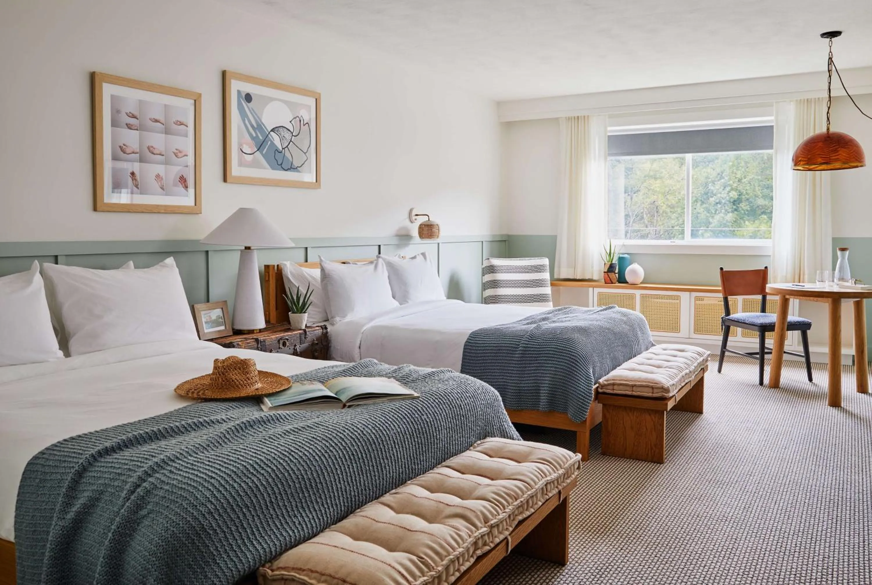 Bedroom, Bed in Wayfinder Newport