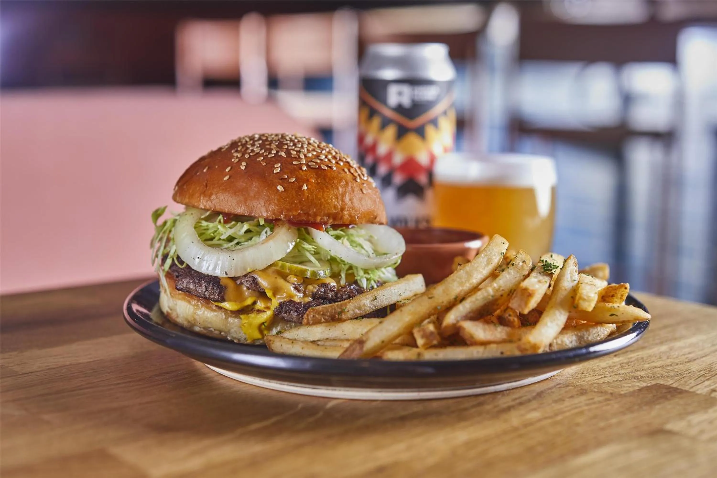 Food and drinks in Wayfinder Newport