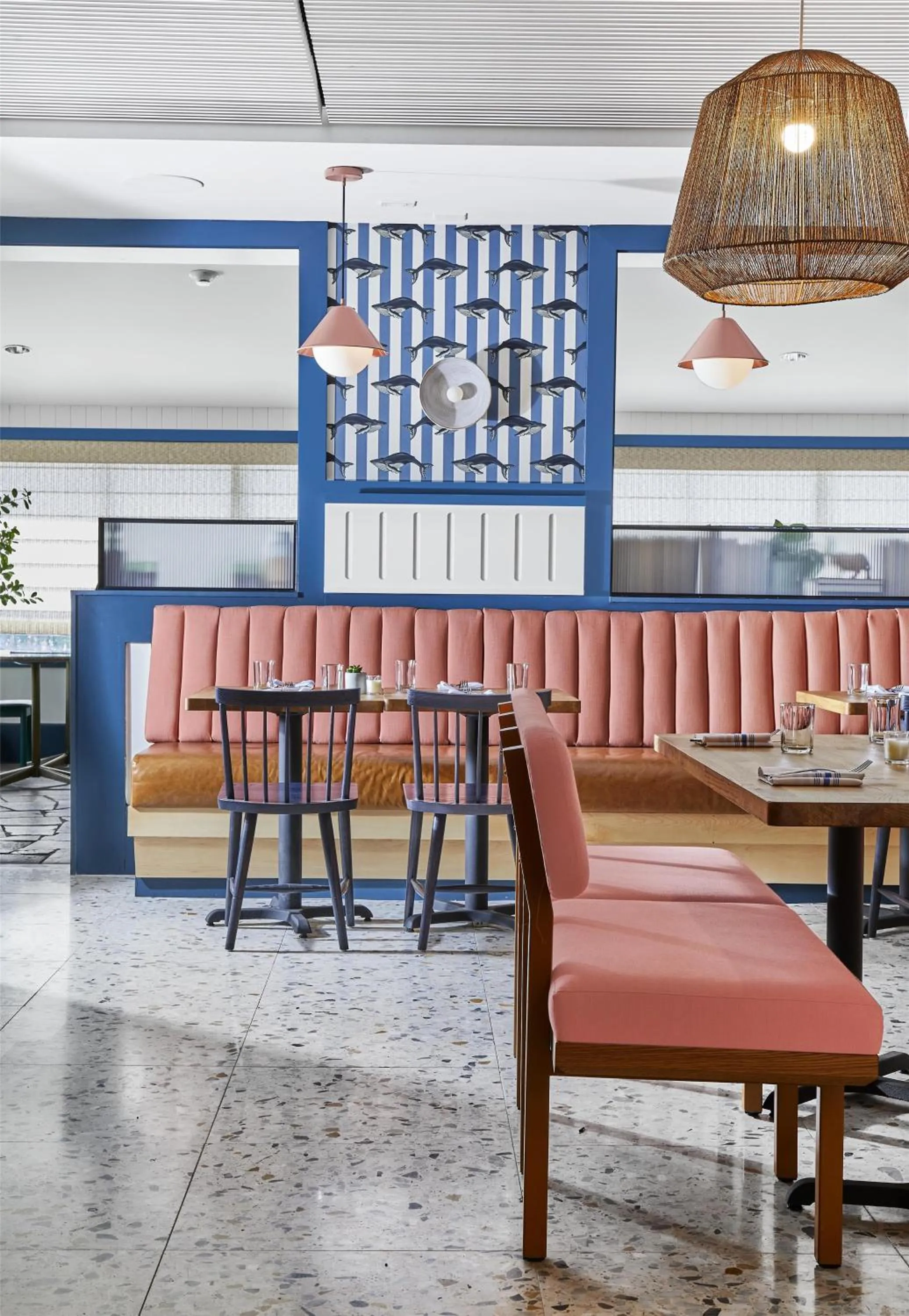 Lounge or bar in Wayfinder Newport