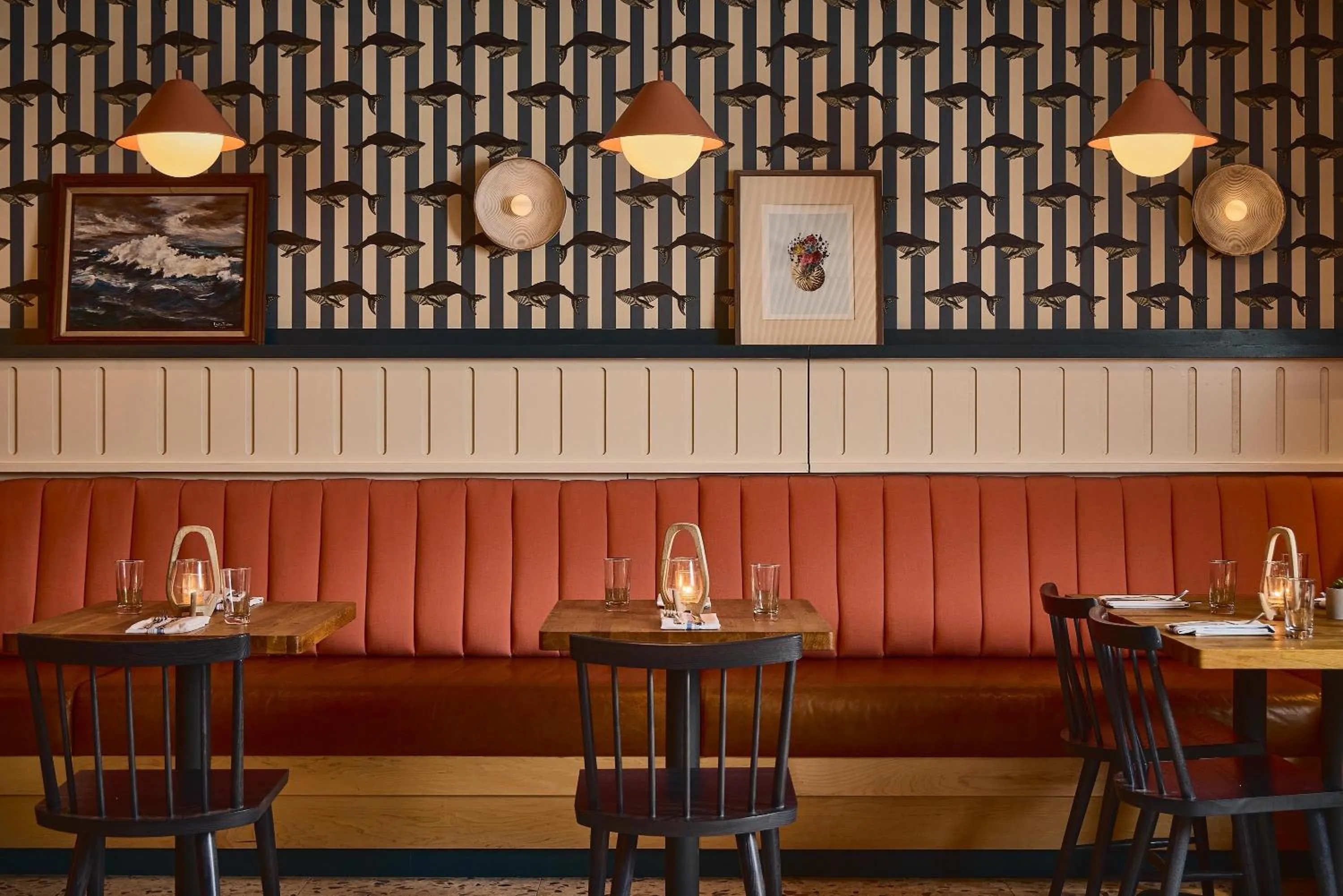 Restaurant/places to eat in Wayfinder Newport