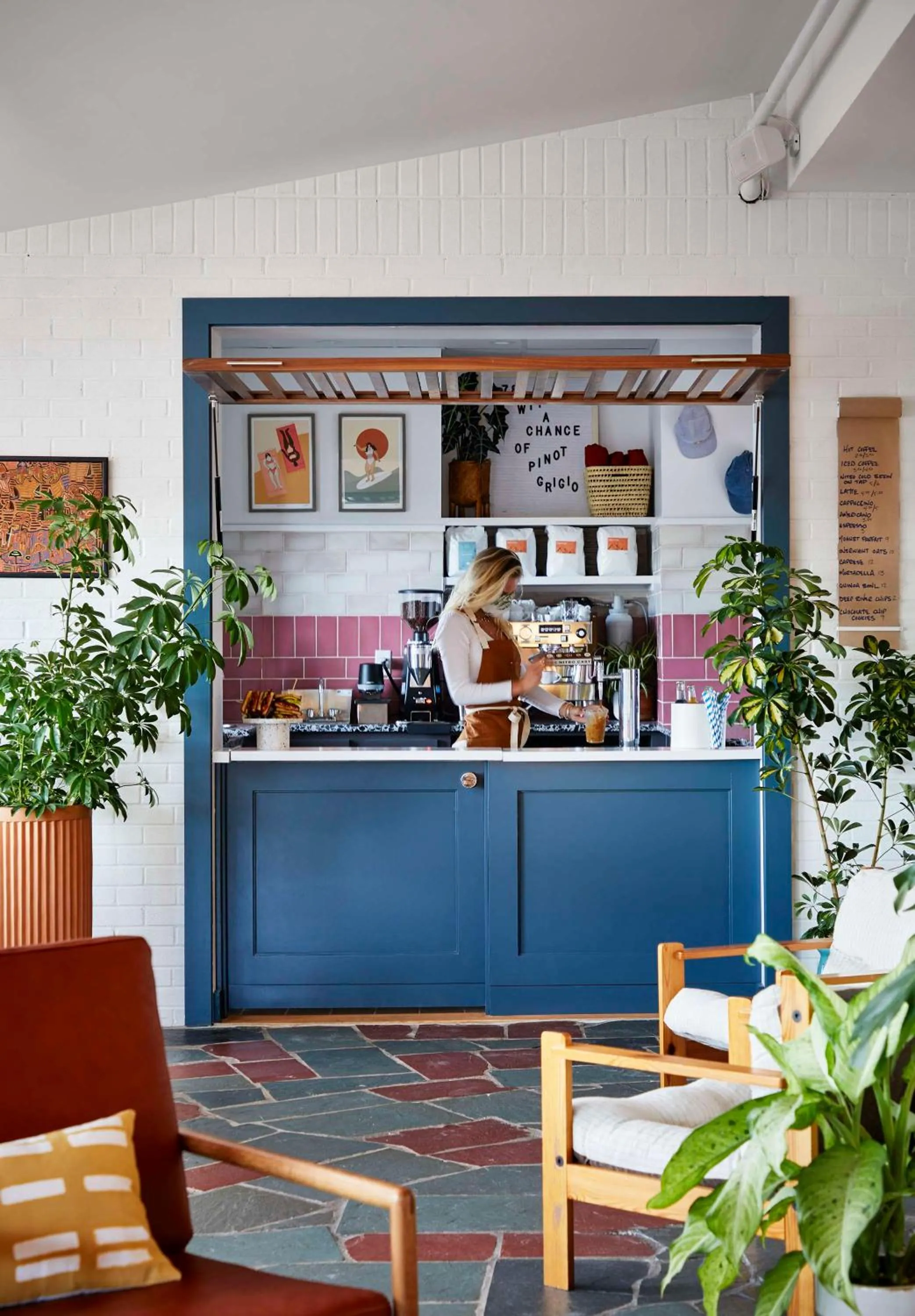 Restaurant/places to eat in Wayfinder Newport