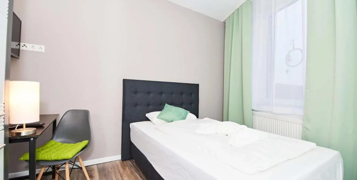 Bed in Hotel Phoenix