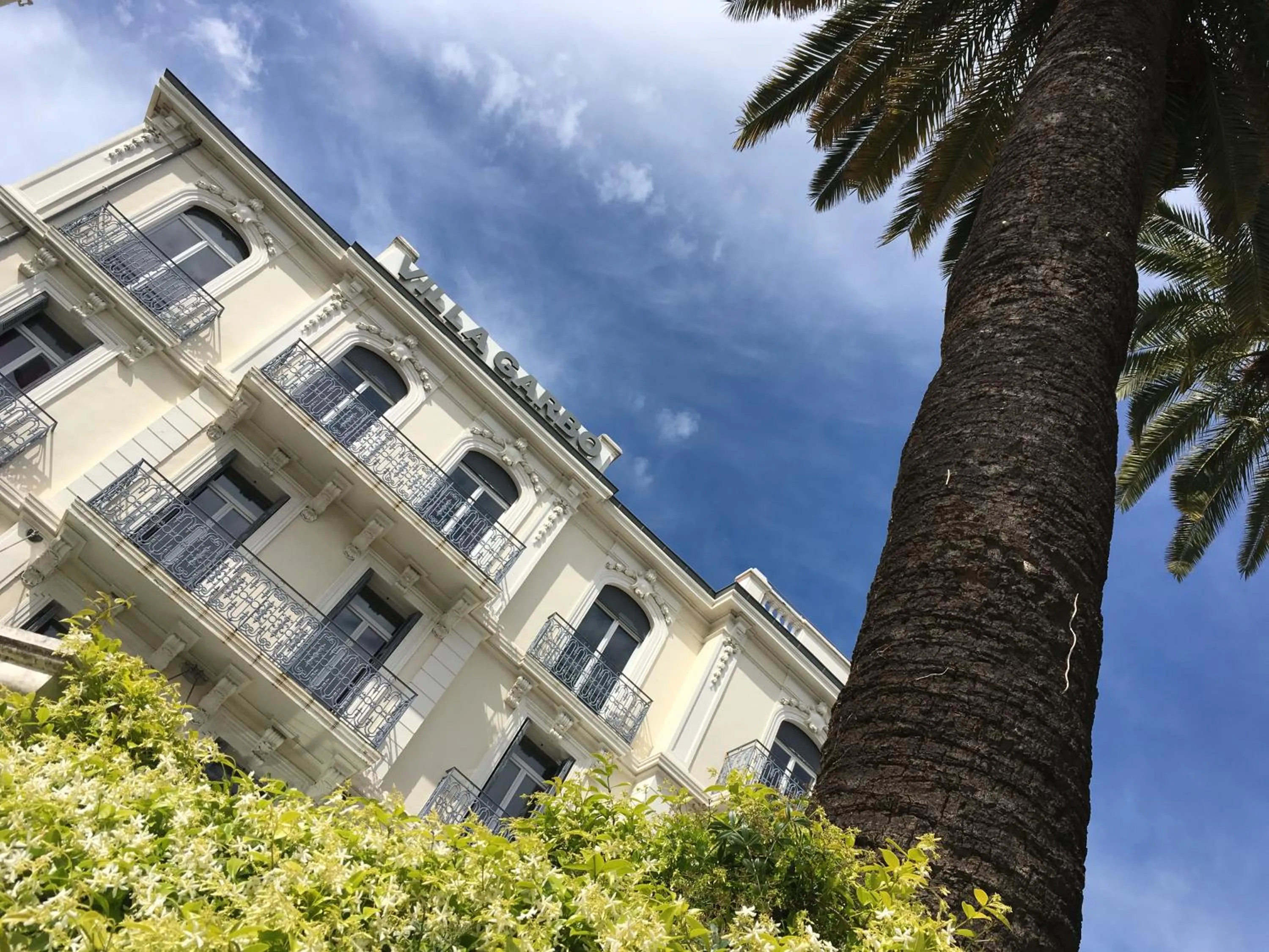 Facade/entrance in Villa Garbo