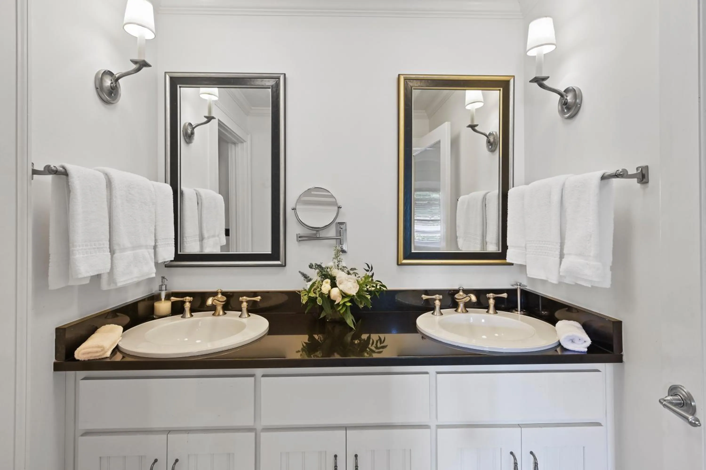 Bathroom in The James Madison Inn