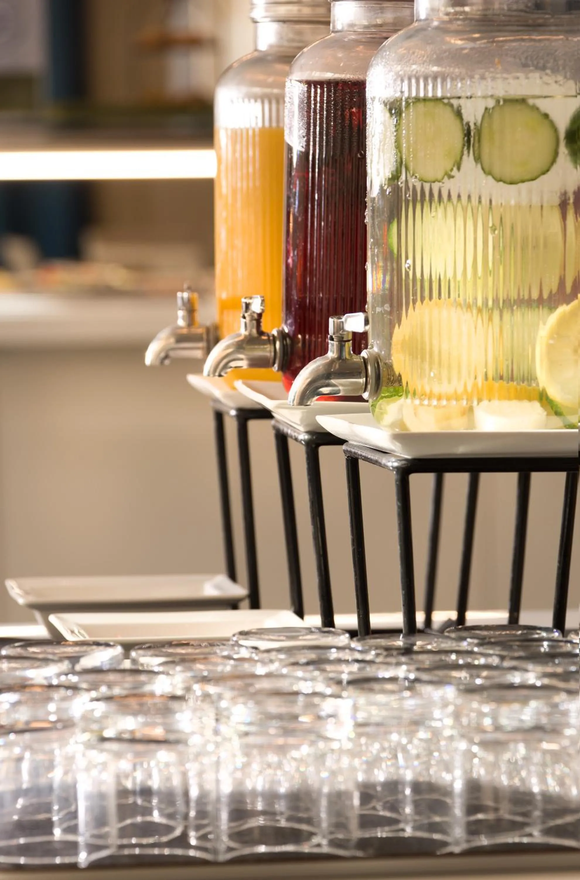 Buffet breakfast in Mercure Montpellier Centre Antigone