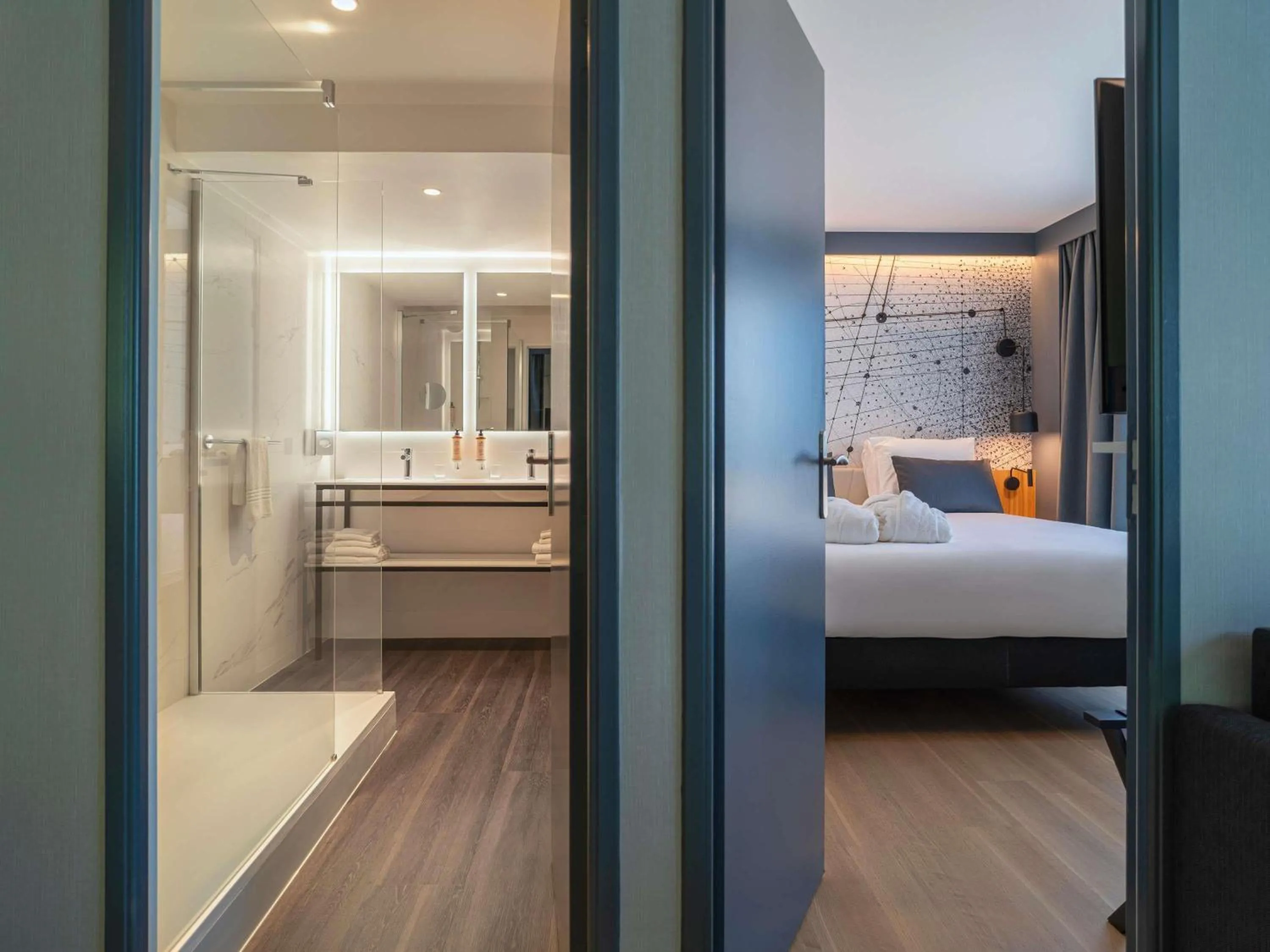 Bedroom, Bed in Mercure Montpellier Centre Antigone