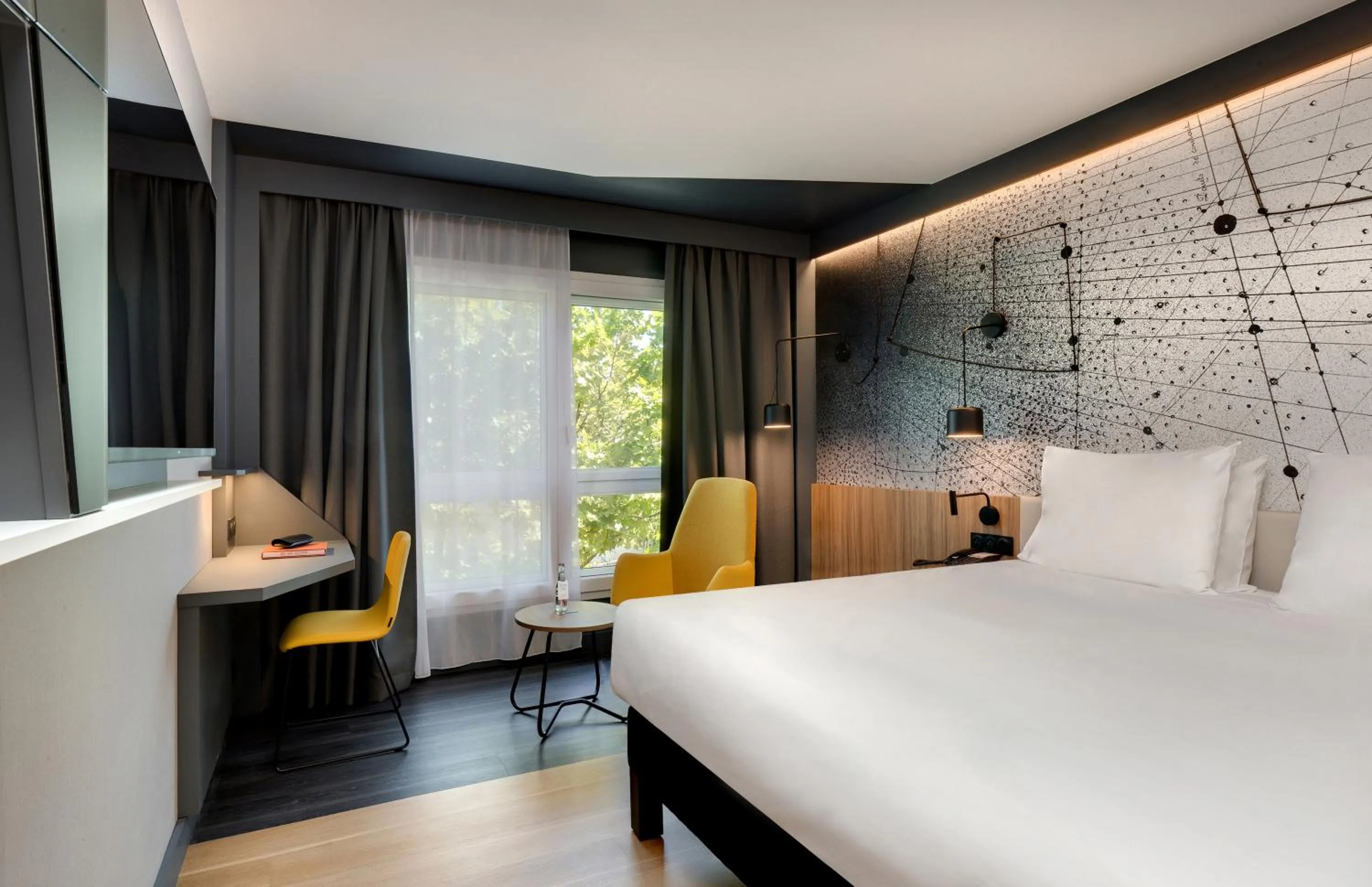 Bed in Mercure Montpellier Centre Antigone