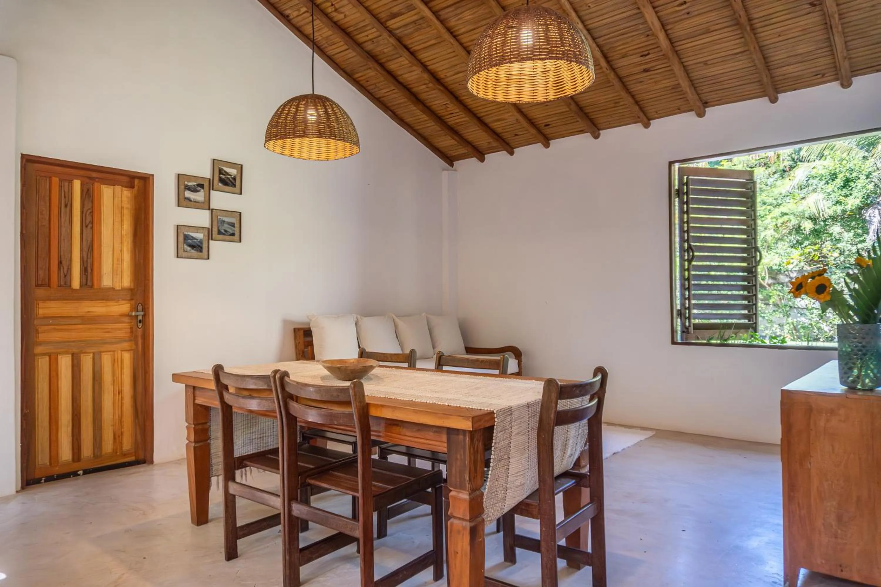 Living room in POUSADA CARMELITHA
