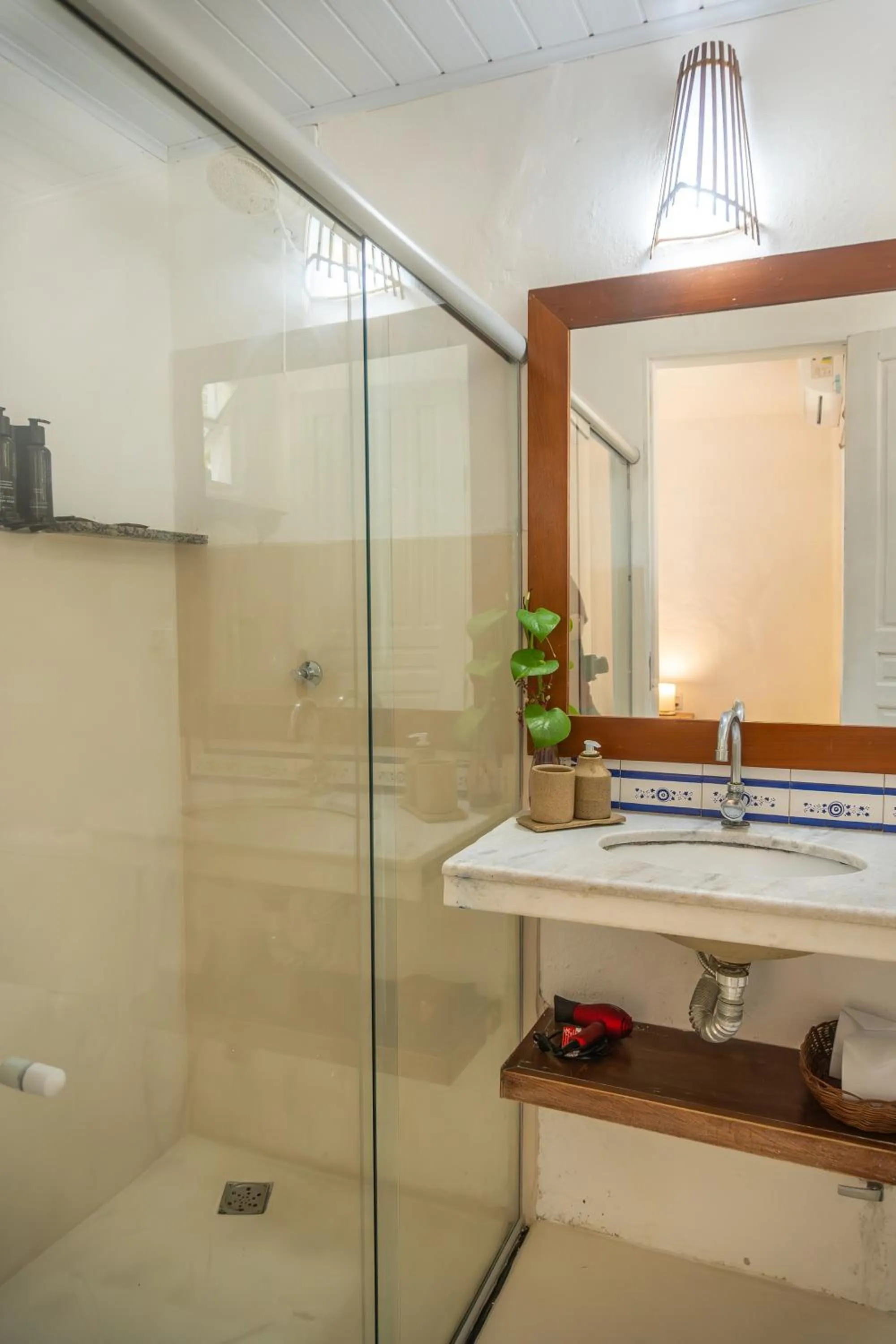 Bathroom in POUSADA CARMELITHA