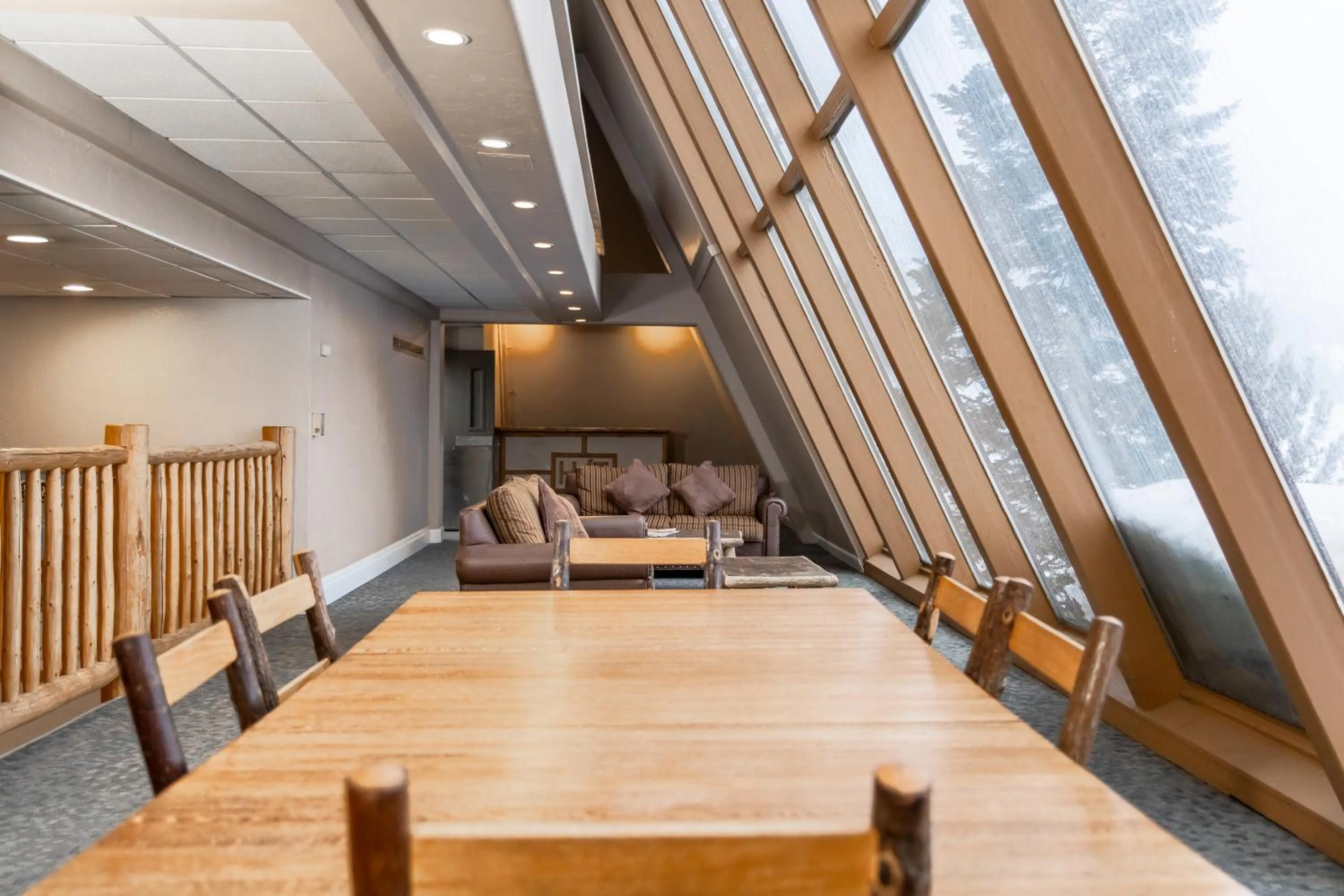 Seating area in Legacy Vacation Resorts Steamboat Springs Hilltop