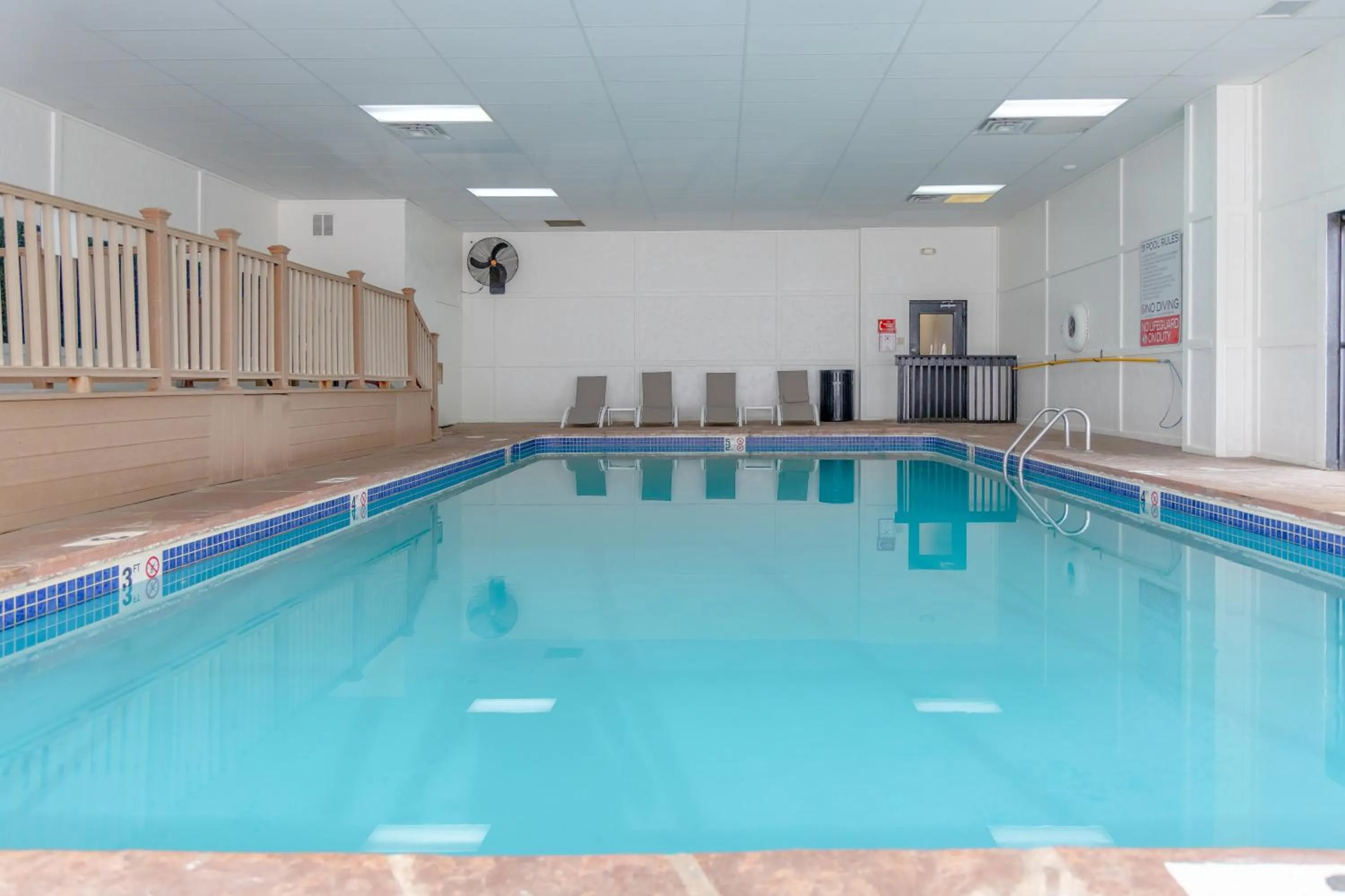 Swimming pool in Legacy Vacation Resorts Steamboat Springs Hilltop