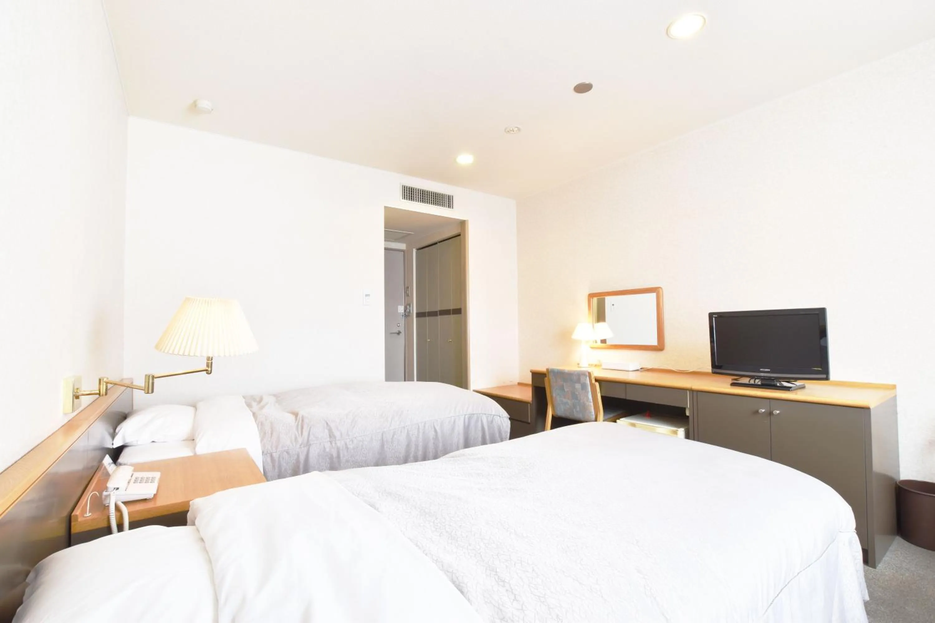 Bed in Nayoro Onsen Sunpillar