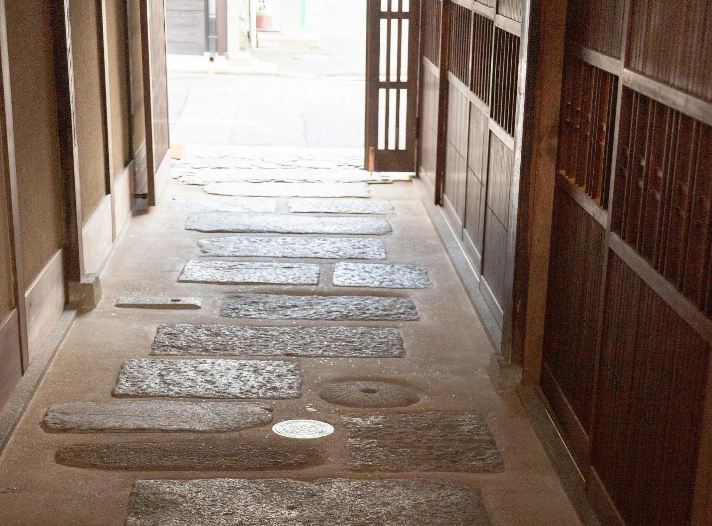 Facade/entrance in Kanade Matsubaragokomachi-Momijittei