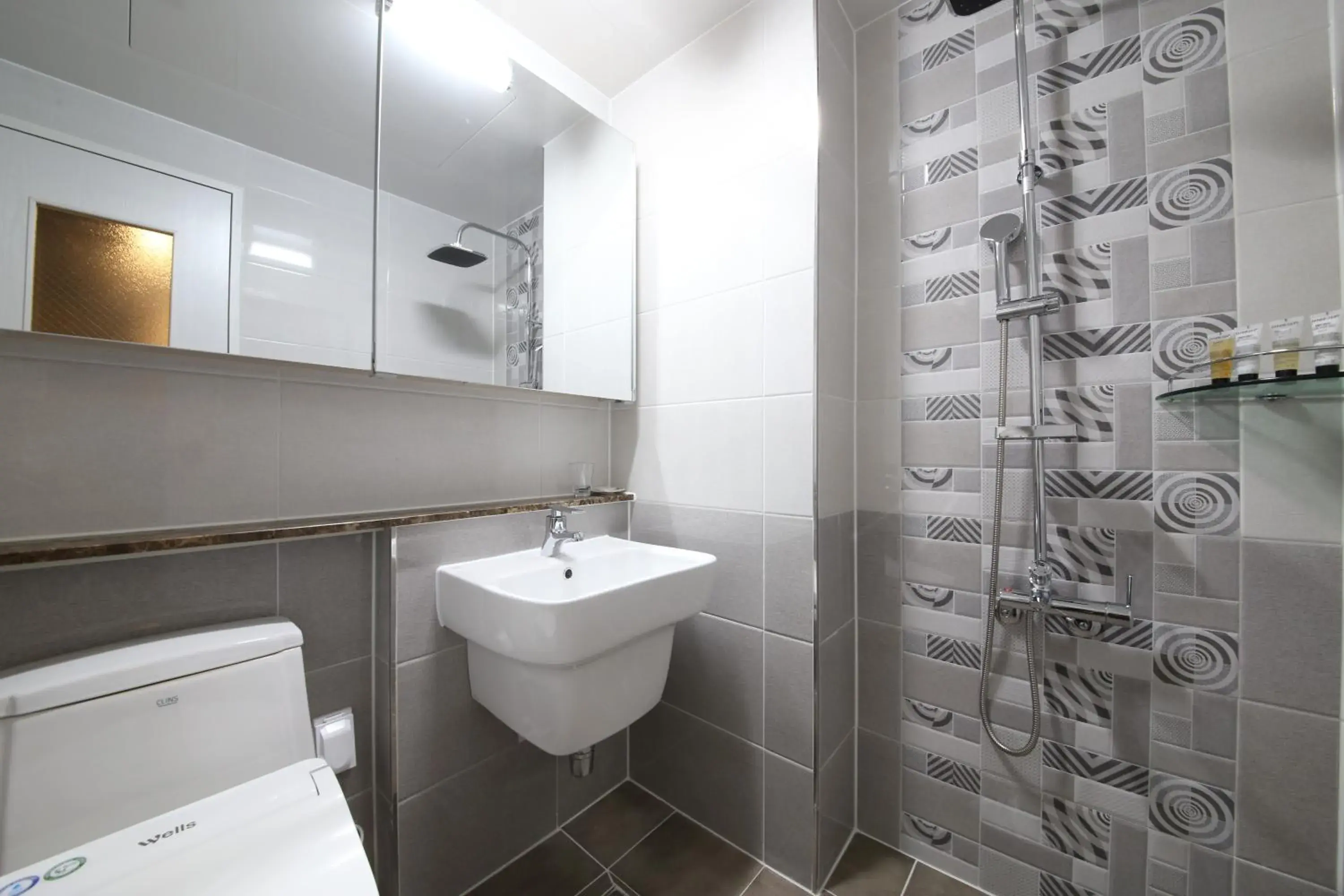 The Mains Hotel The Mains Hotel