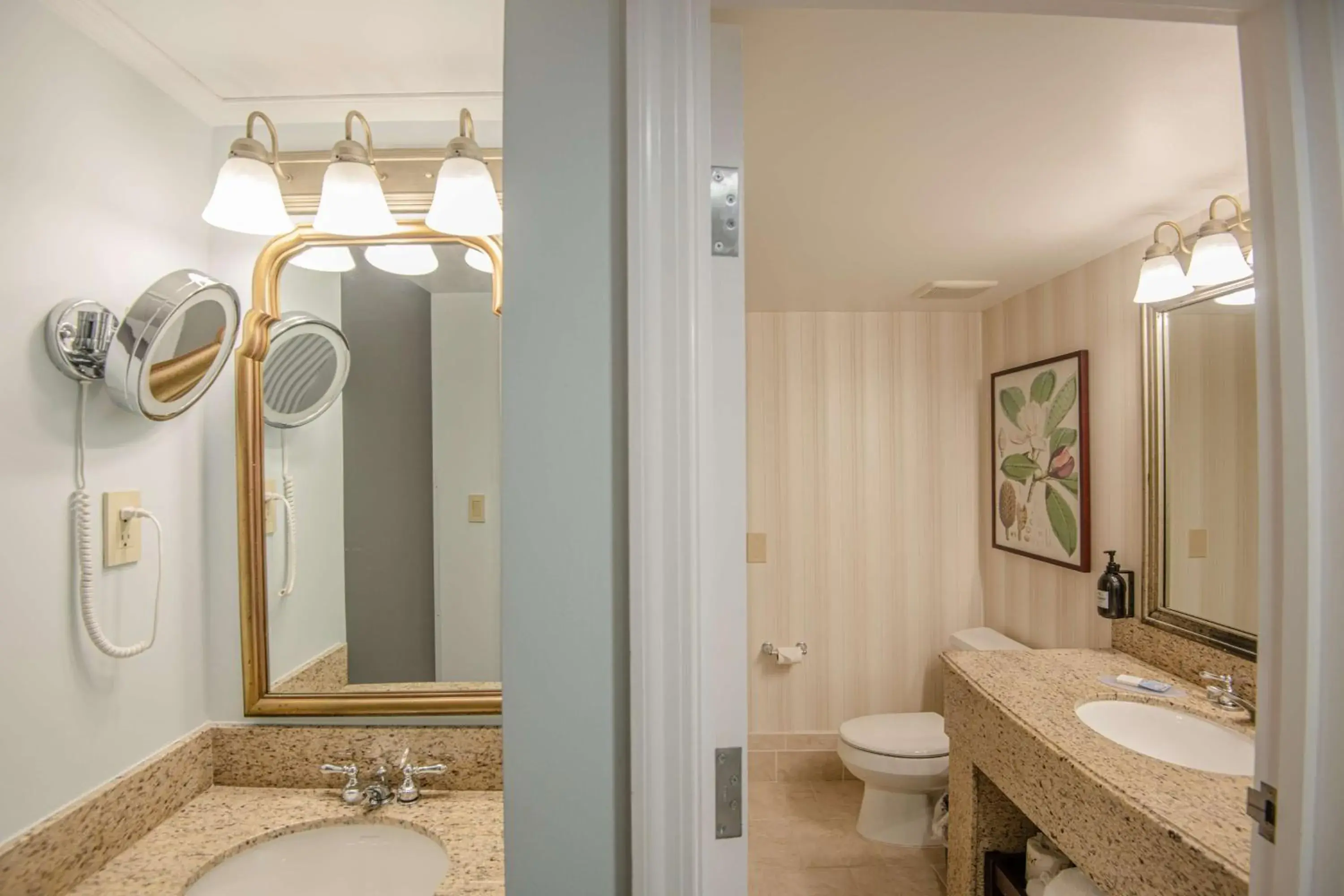 Bathroom in The Founders Inn & Spa Tapestry Collection By Hilton Bathroom in The Founders Inn & Spa Tapestry Collection By Hilton