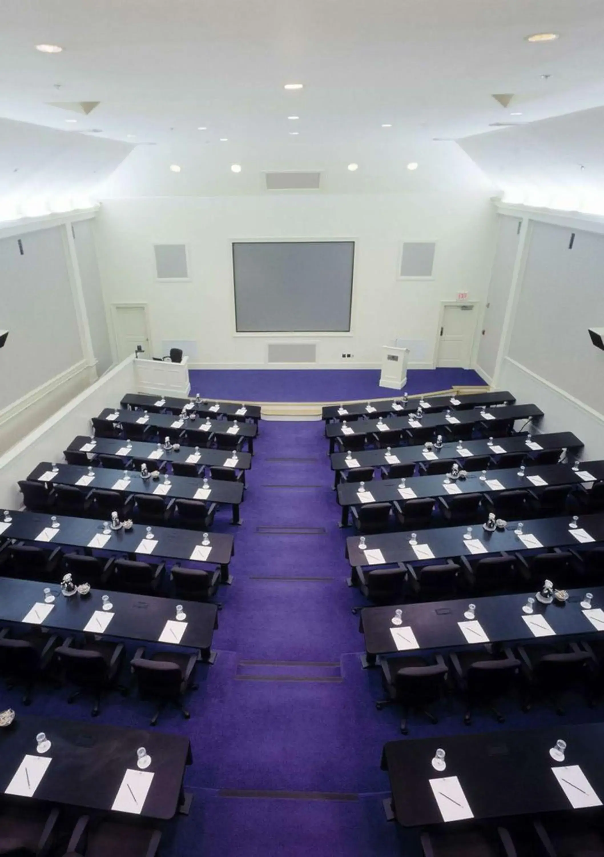 Dining area in The Founders Inn & Spa Tapestry Collection By Hilton Dining area in The Founders Inn & Spa Tapestry Collection By Hilton