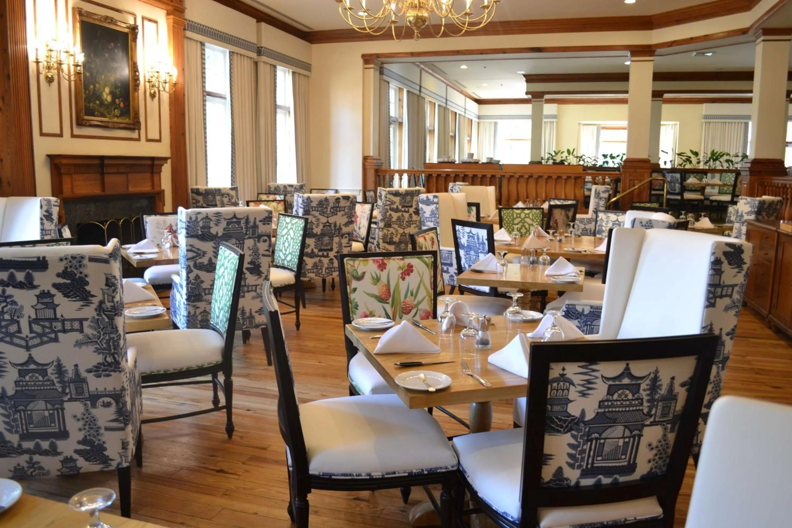 Restaurant/places to eat in The Founders Inn & Spa Tapestry Collection By Hilton