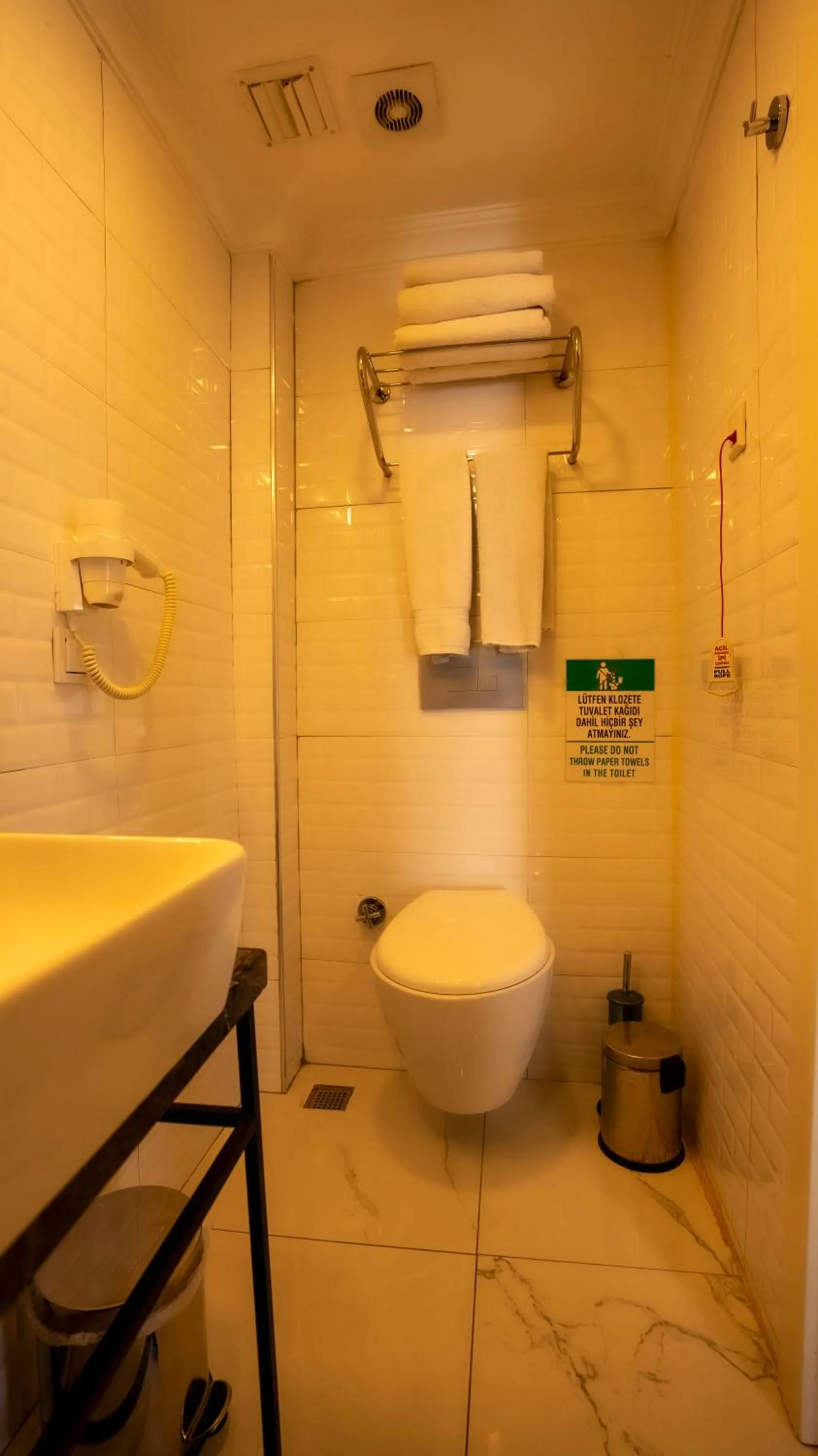 Shower in Farina Hotel By Cigno