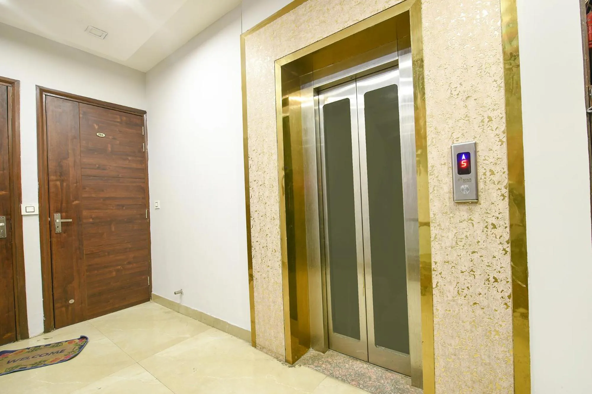 elevator in FabExpress 56 Amritsar