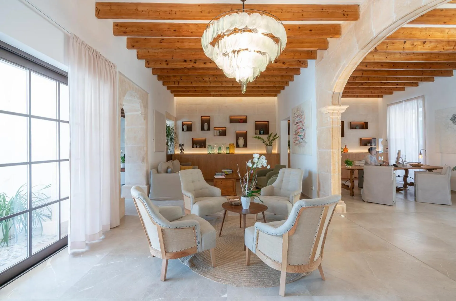 Lobby or reception in Ynaira hotel & Spa