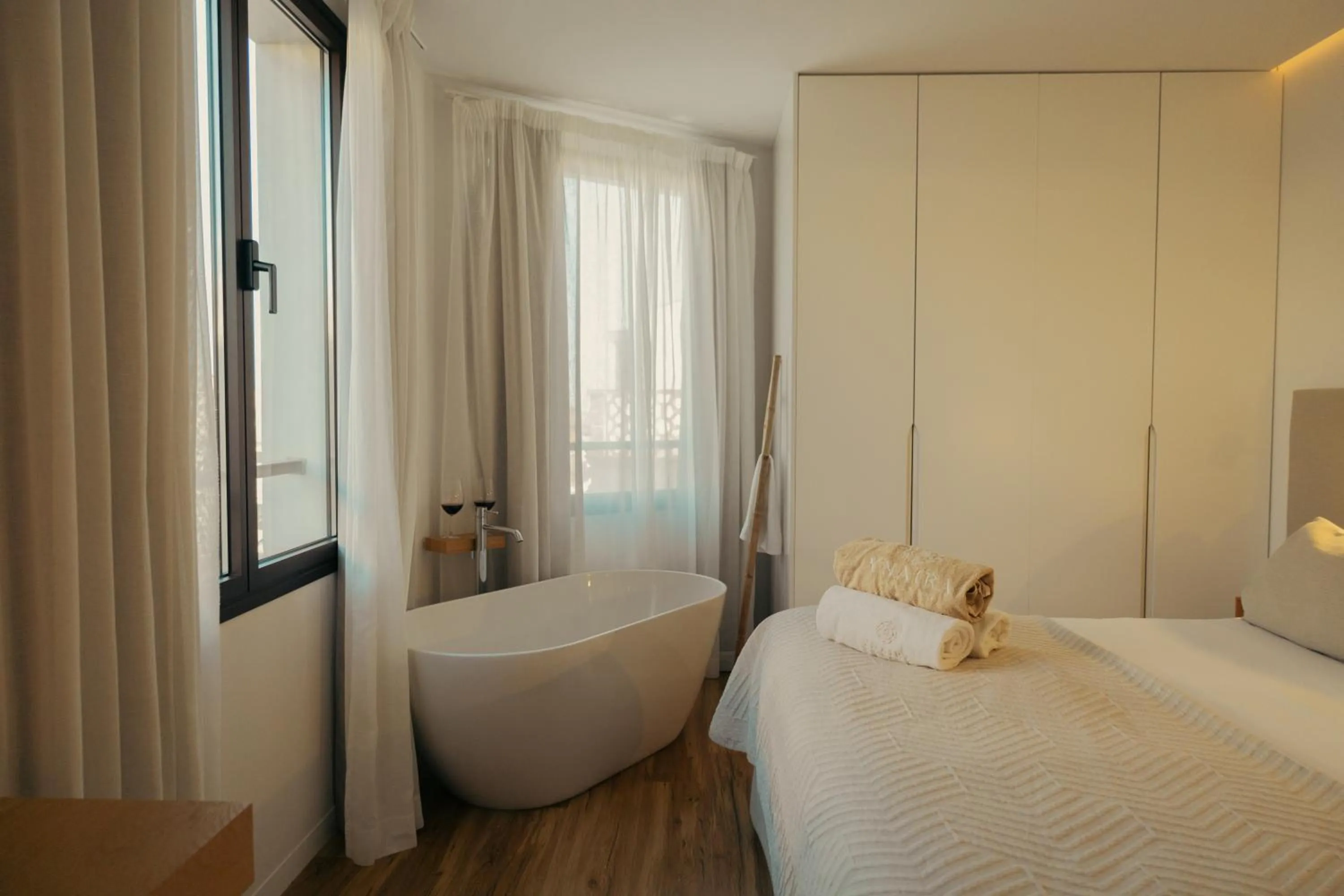 Photo of the whole room, Bed in Ynaira hotel & Spa