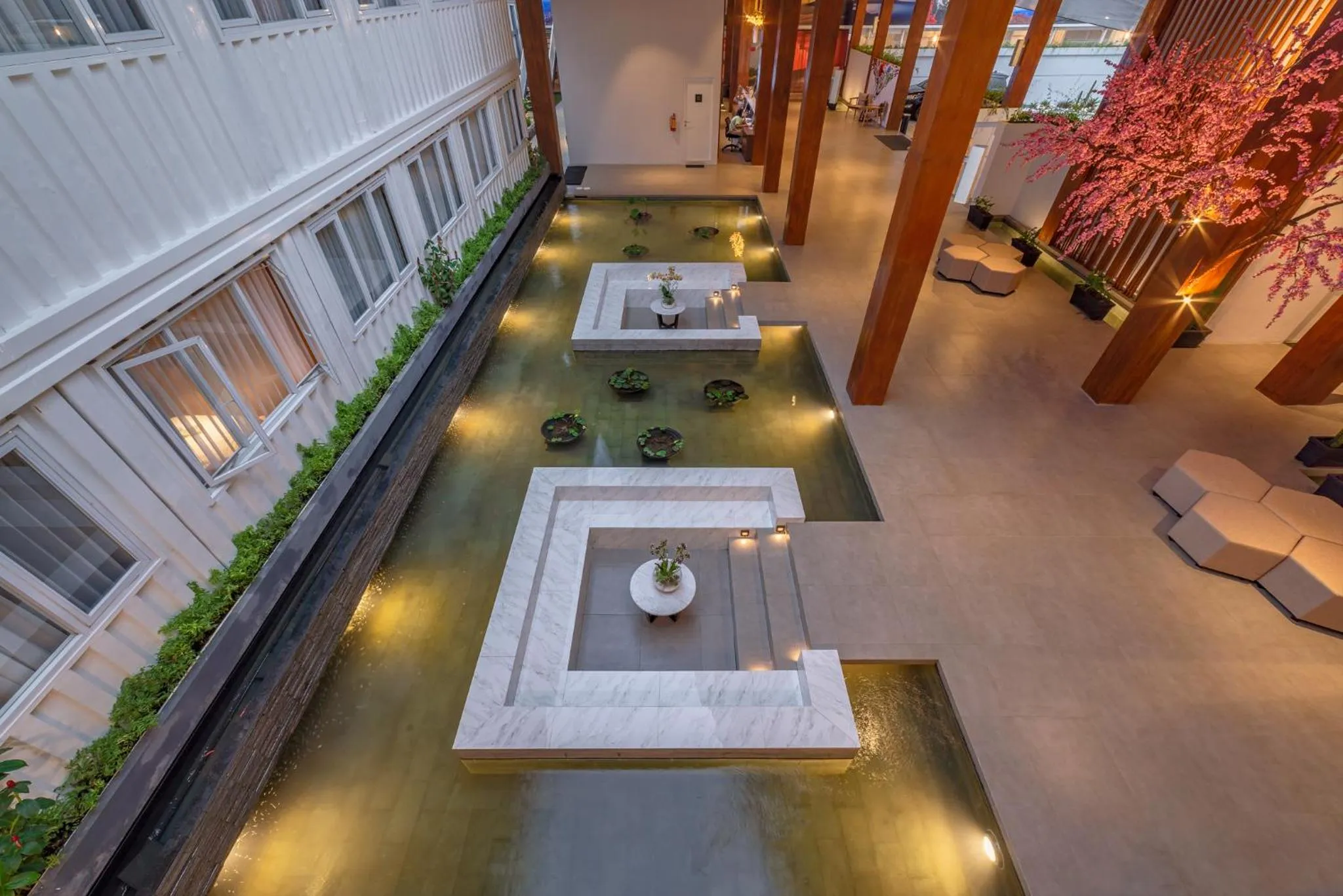 Property building in Kontena Hotel