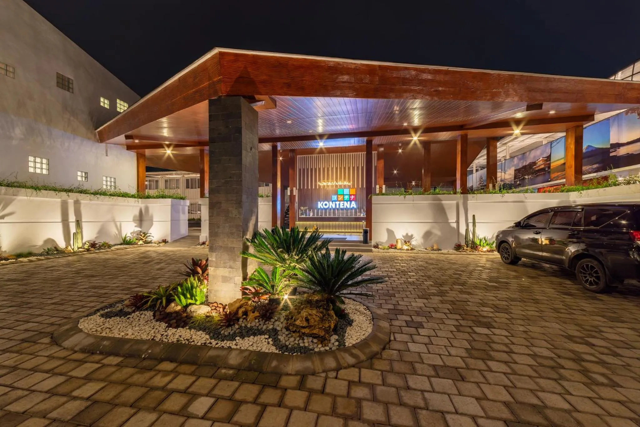 Facade/entrance in Kontena Hotel