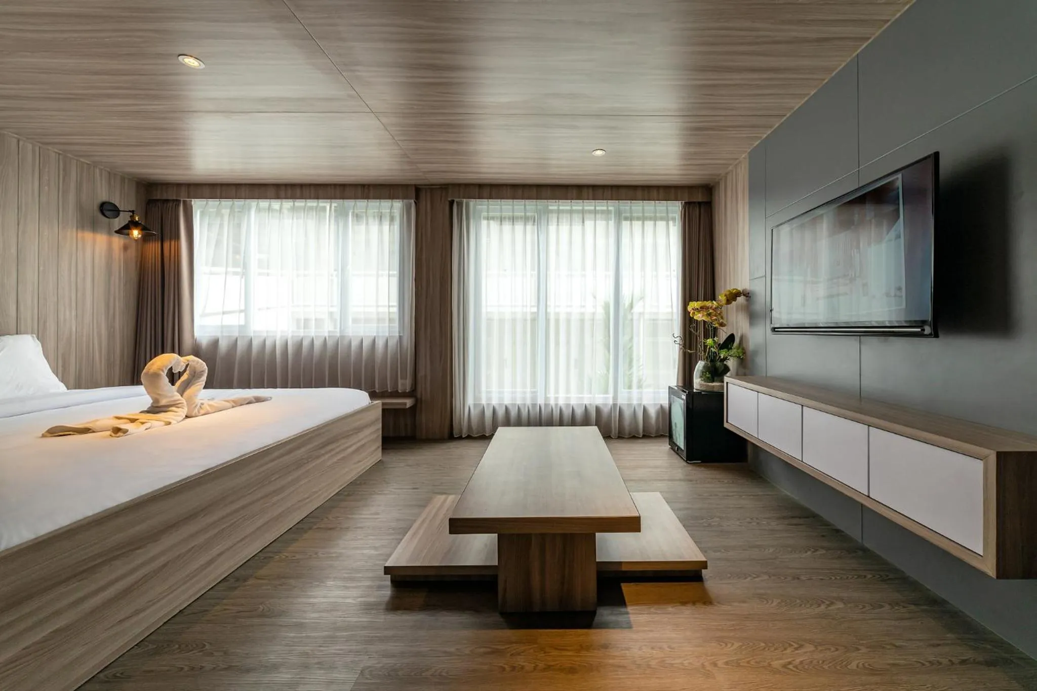 Seating area, Bed in Kontena Hotel