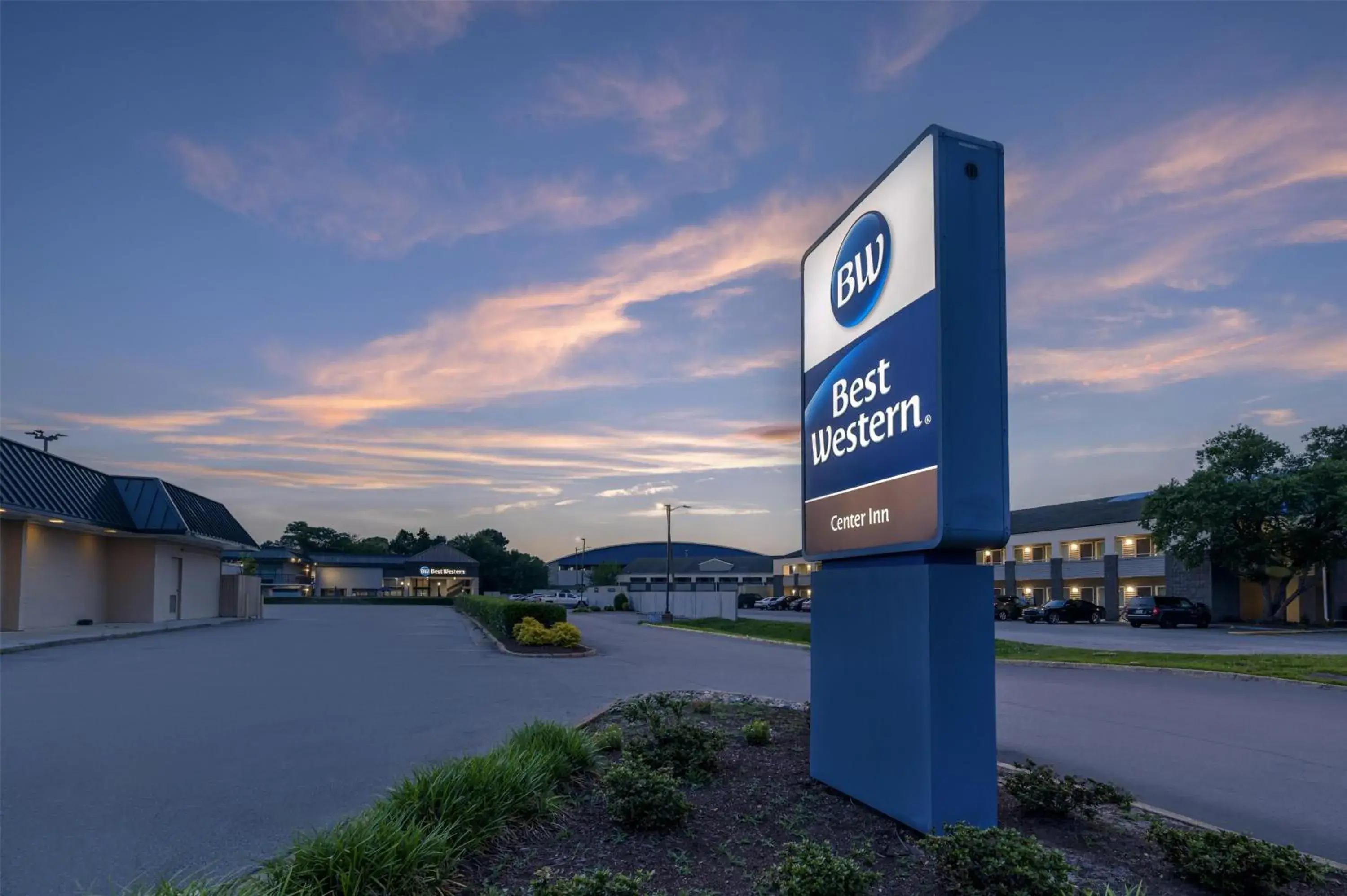 Property building in Best Western Center Inn Property building in Best Western Center Inn