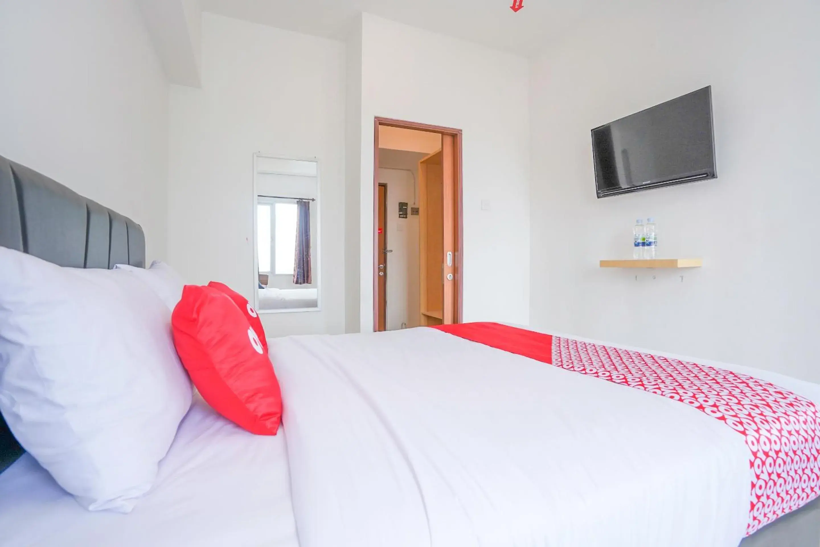 Standard Double Room in Capital O 91962 Pavilion Permata Surabaya Standard Double Room in Capital O 91962 Pavilion Permata Surabaya