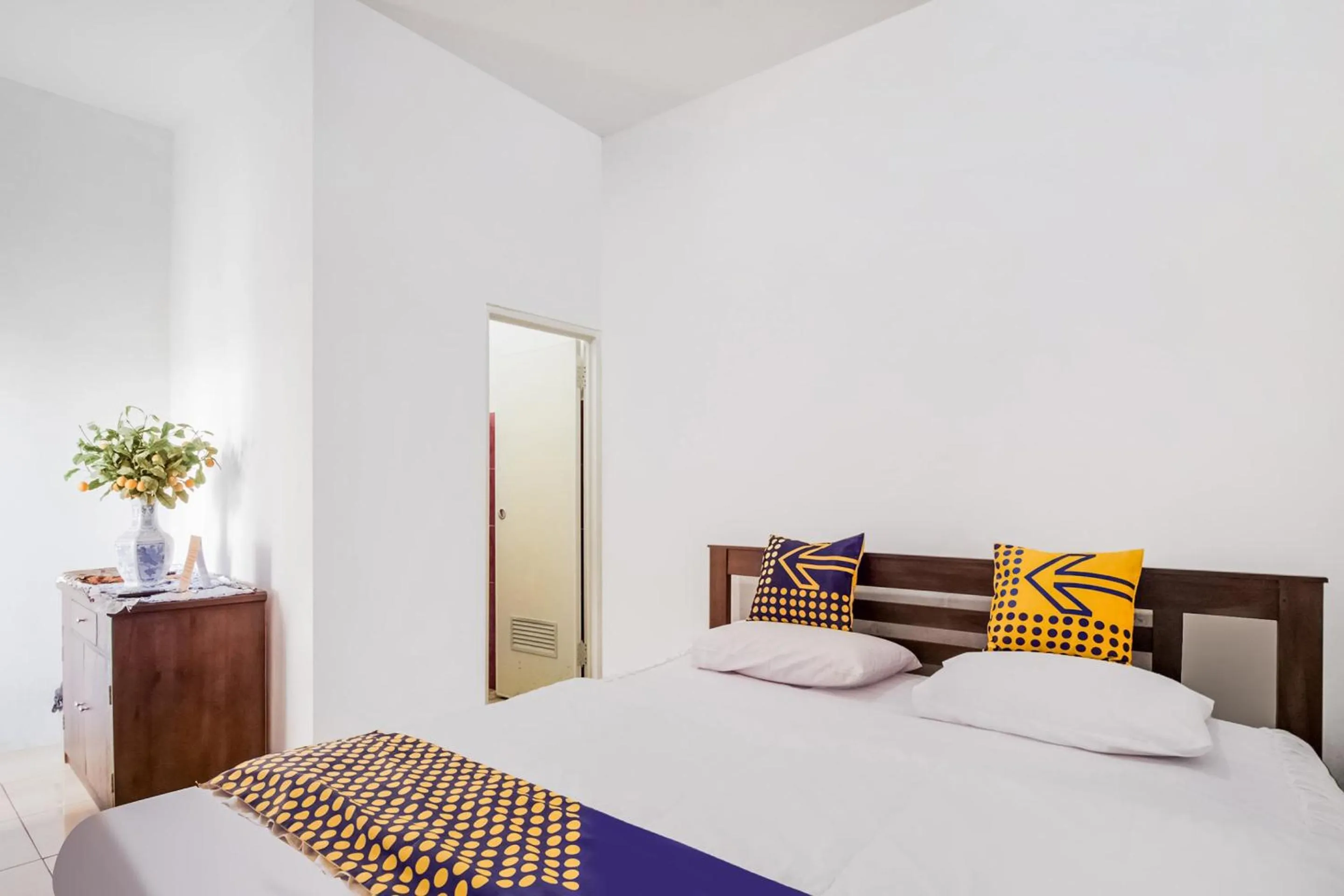 Bedroom, Bed in Hotel O Villa Tirta Melati Syariah