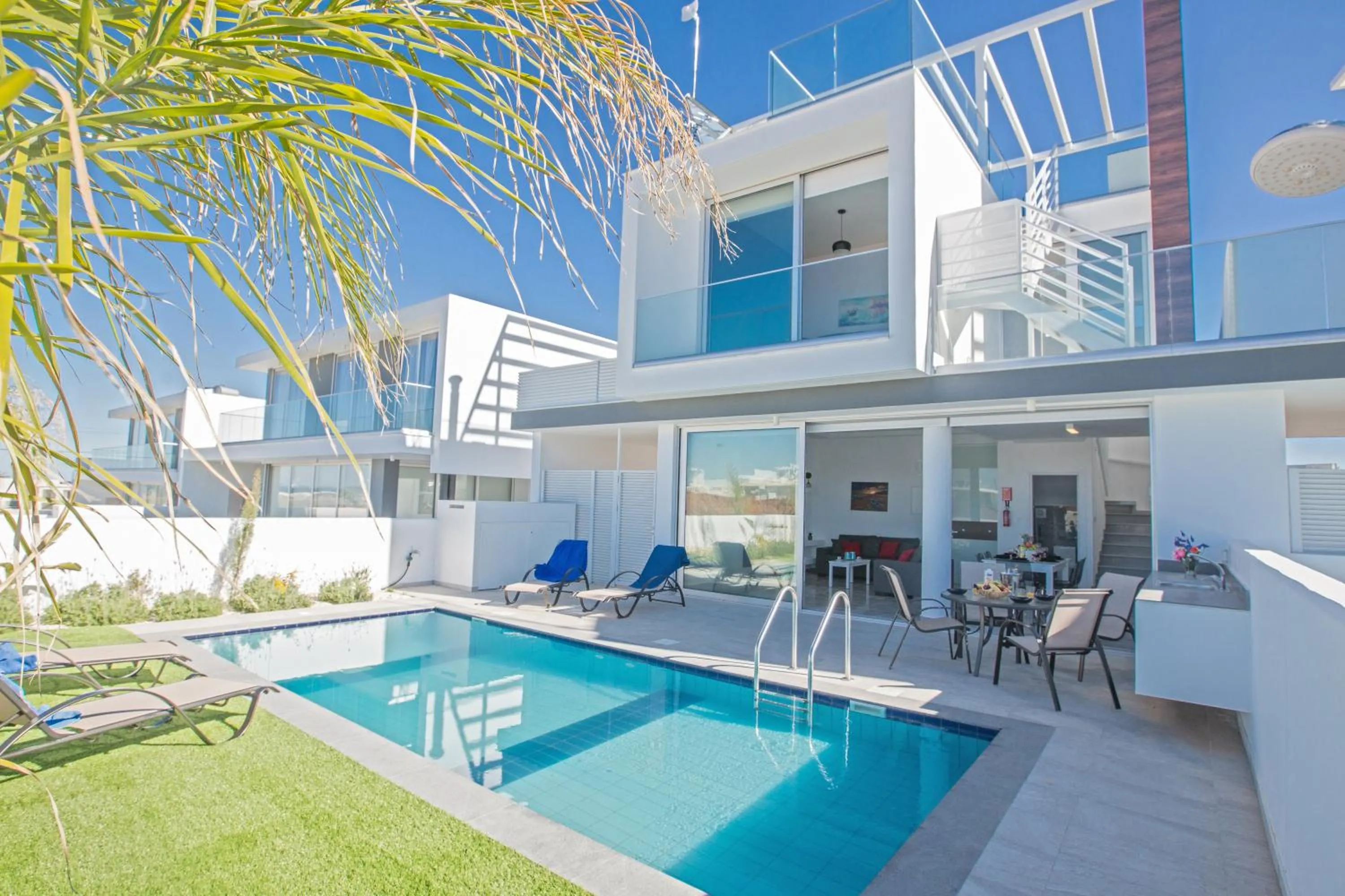 Oli Vine Villas