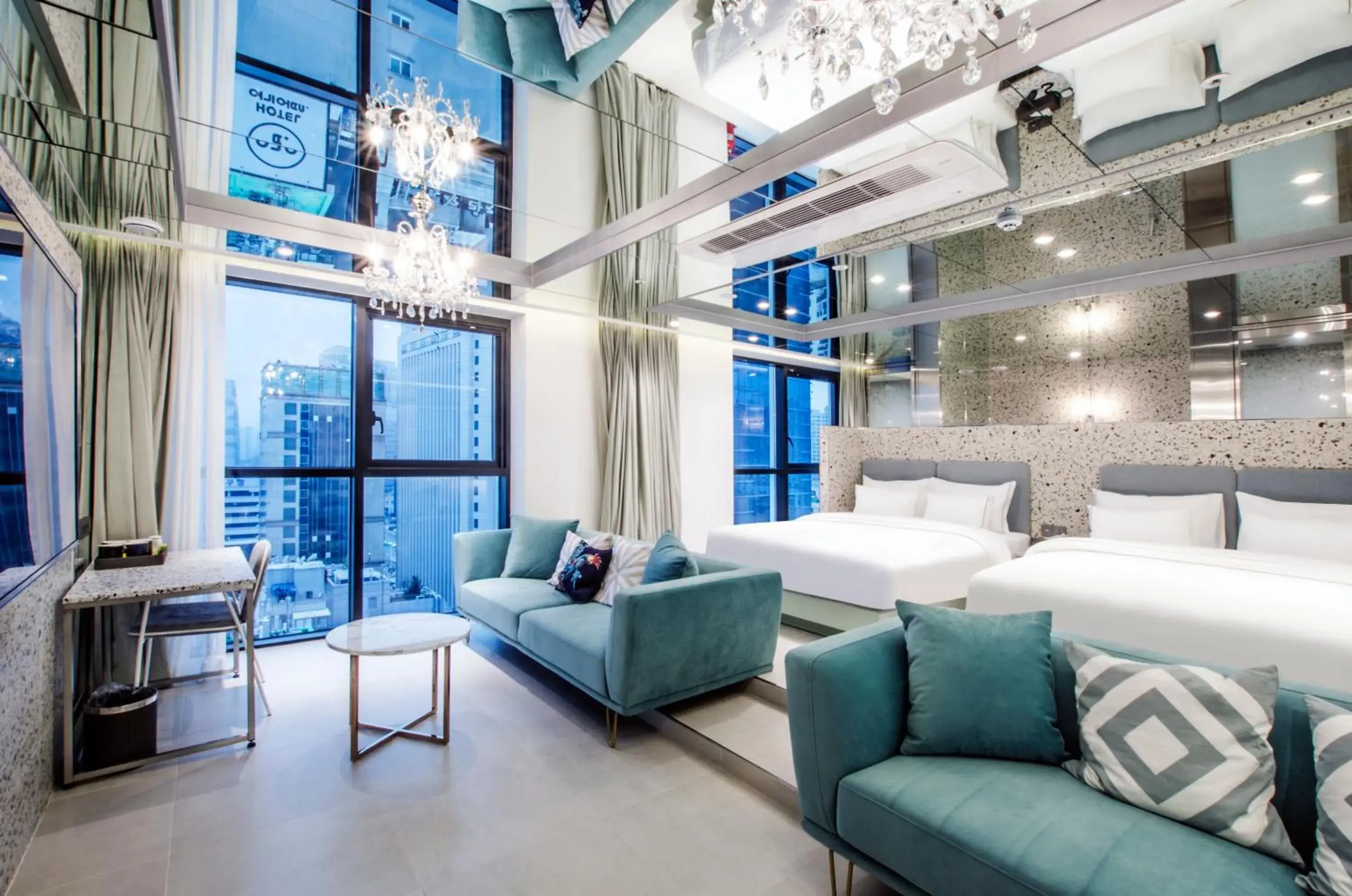 Photo of the whole room, Bed in Hotel the Castle Jamsil#1 Photo of the whole room, Bed in Hotel the Castle Jamsil#1