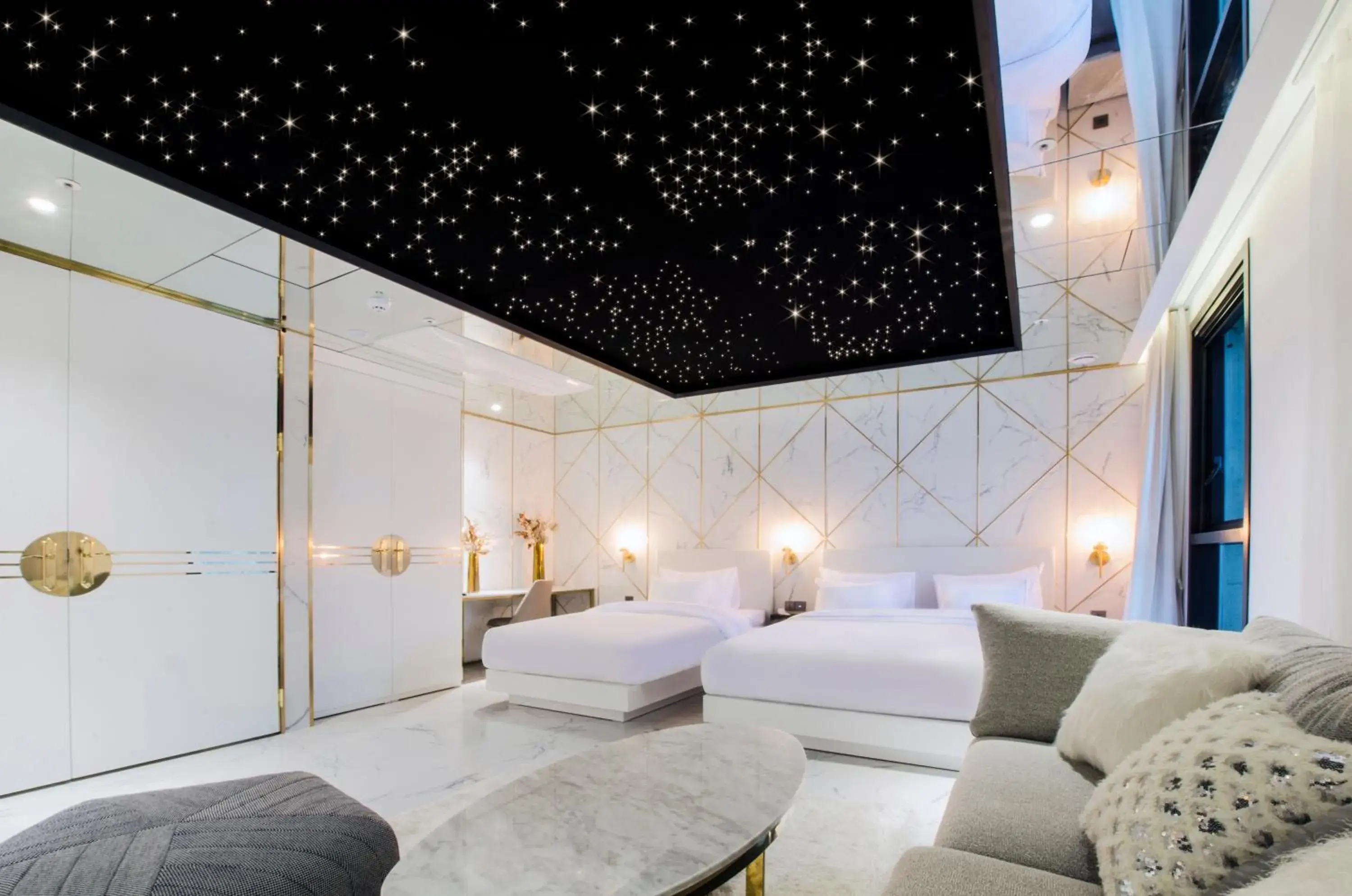 Photo of the whole room, Bed in Hotel the Castle Jamsil#1 Photo of the whole room, Bed in Hotel the Castle Jamsil#1