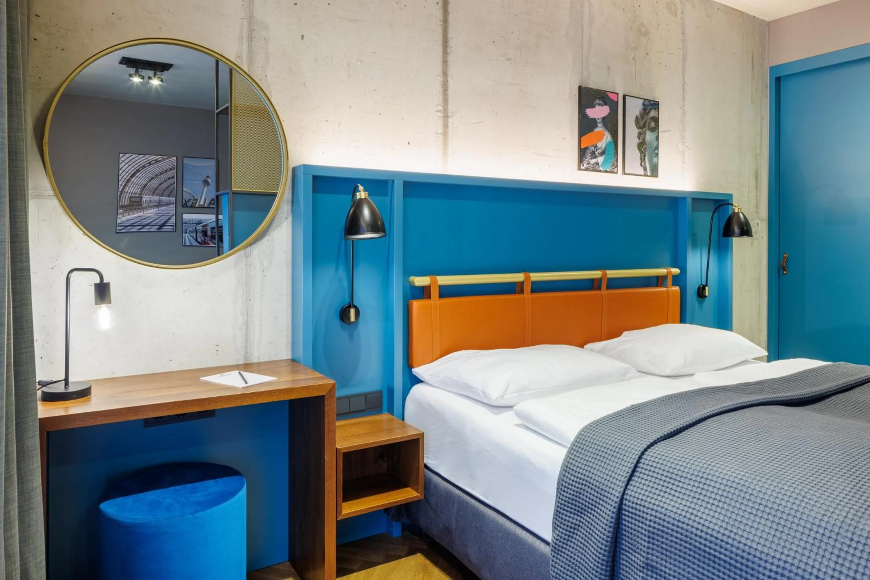 Bedroom, Bed in Downtown Apartments Mitte-Wedding