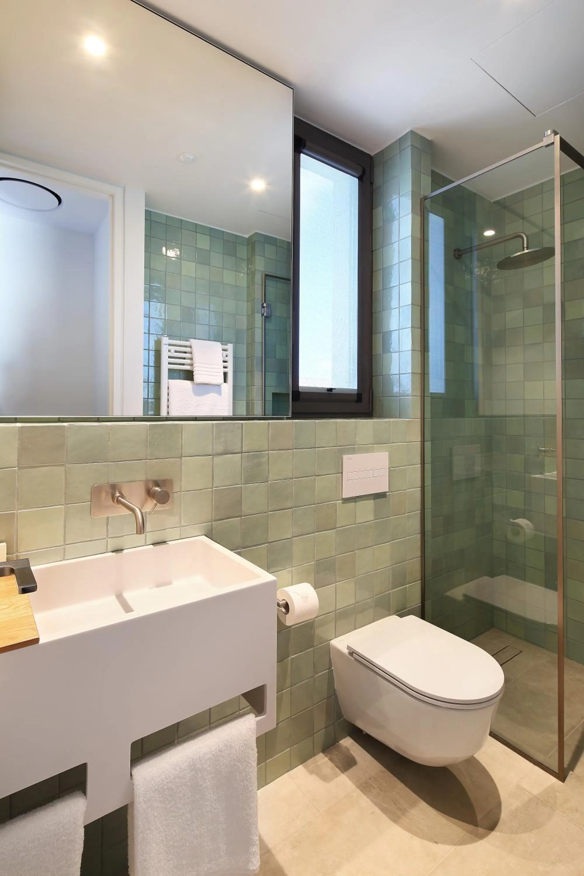 Shower in Minthis Resort