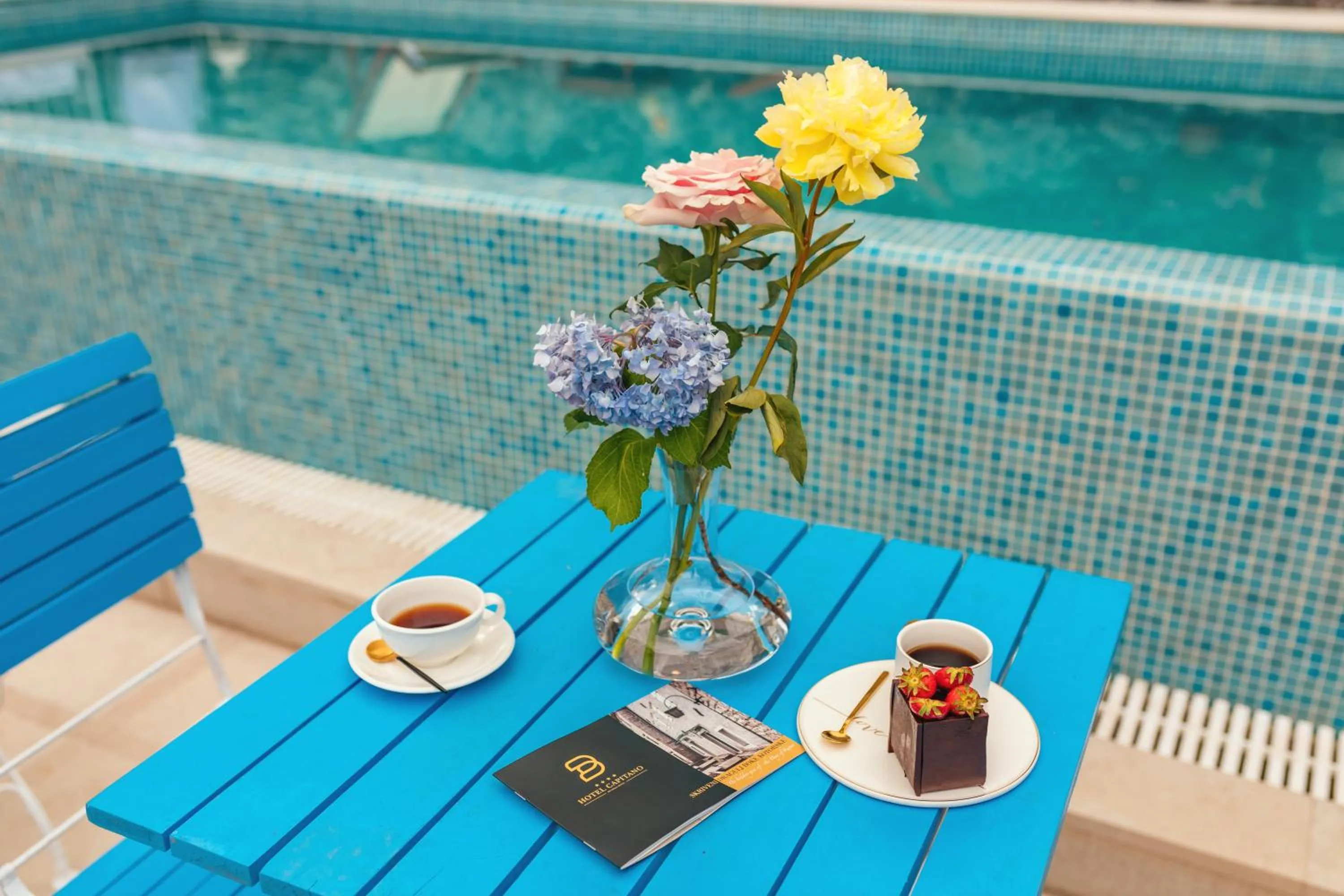 Patio in Boutique Hotel Blanc & Bleu - Capitano