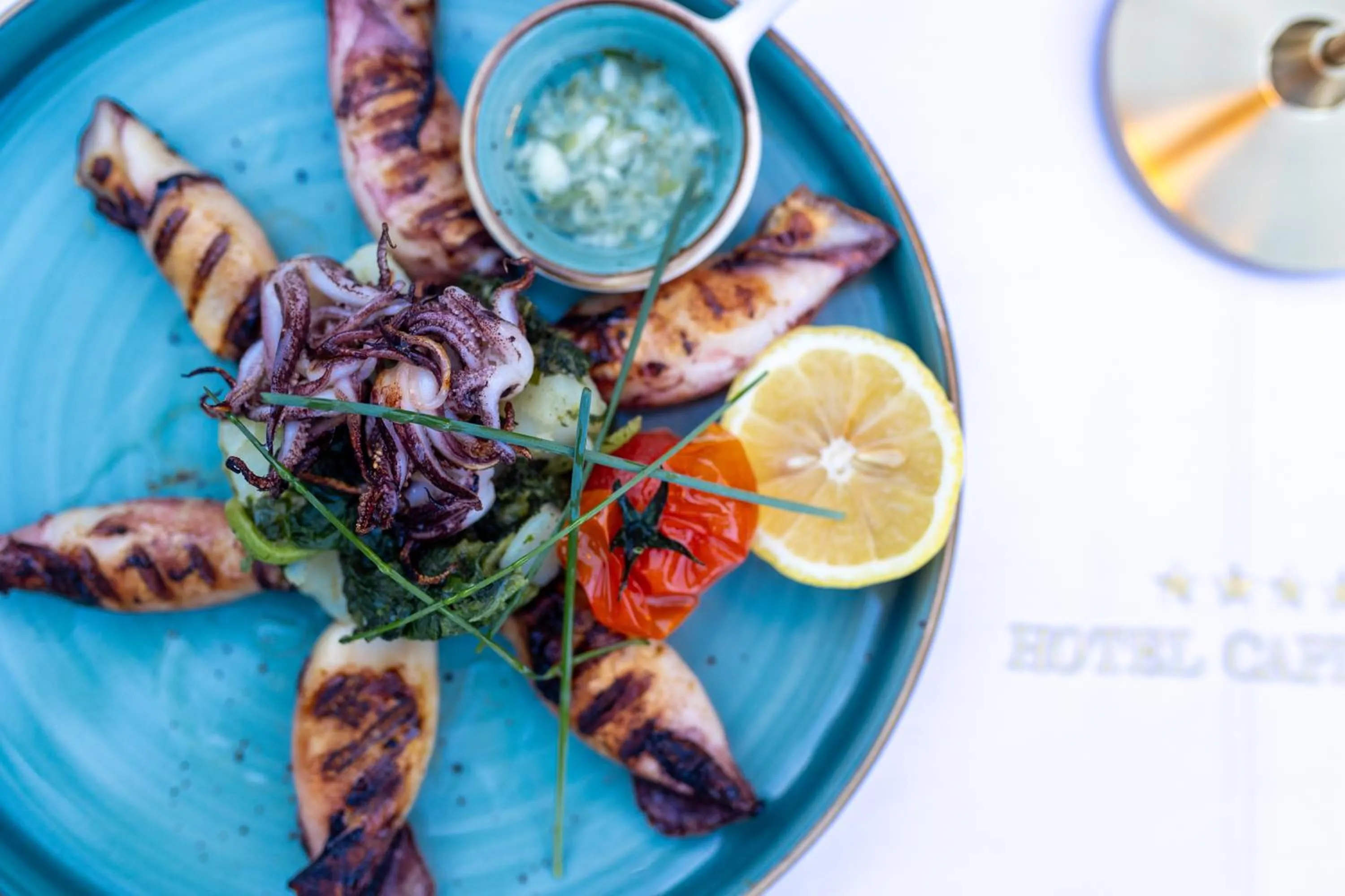 Restaurant/places to eat in Boutique Hotel Blanc & Bleu - Capitano