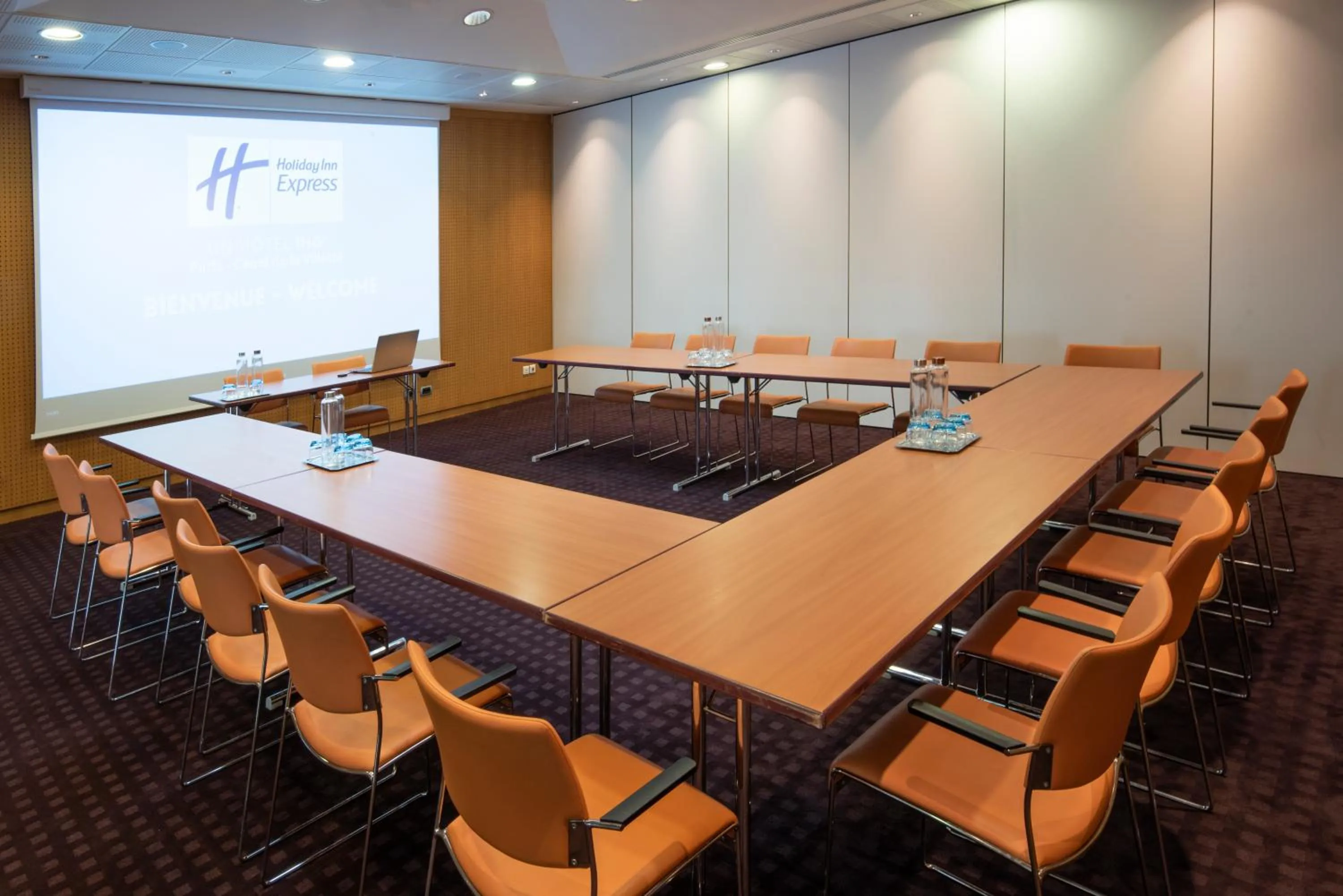 Meeting/conference room in Holiday Inn Express Paris-Canal De La Villette by IHG