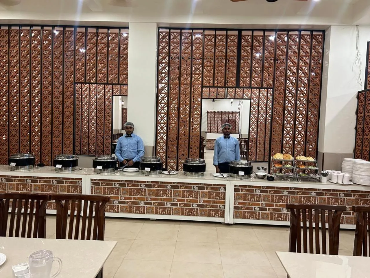 Restaurant/places to eat in Hotel Great Annapurna