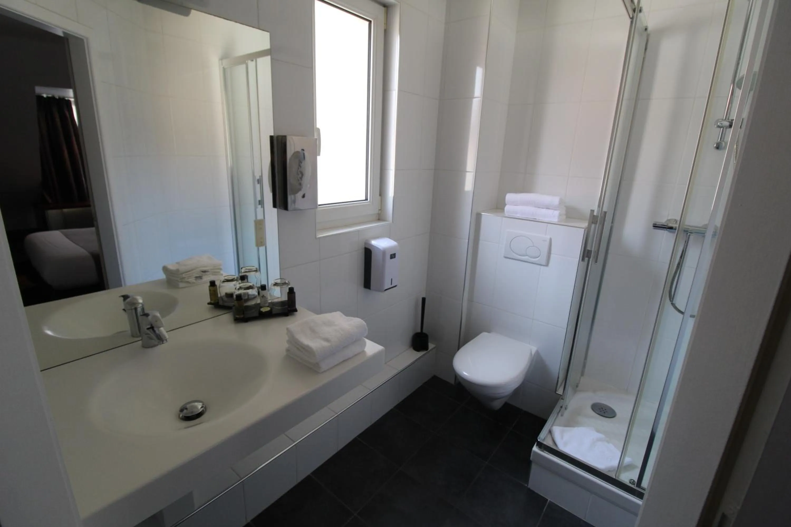 Bathroom in Hotel des Tonneliers