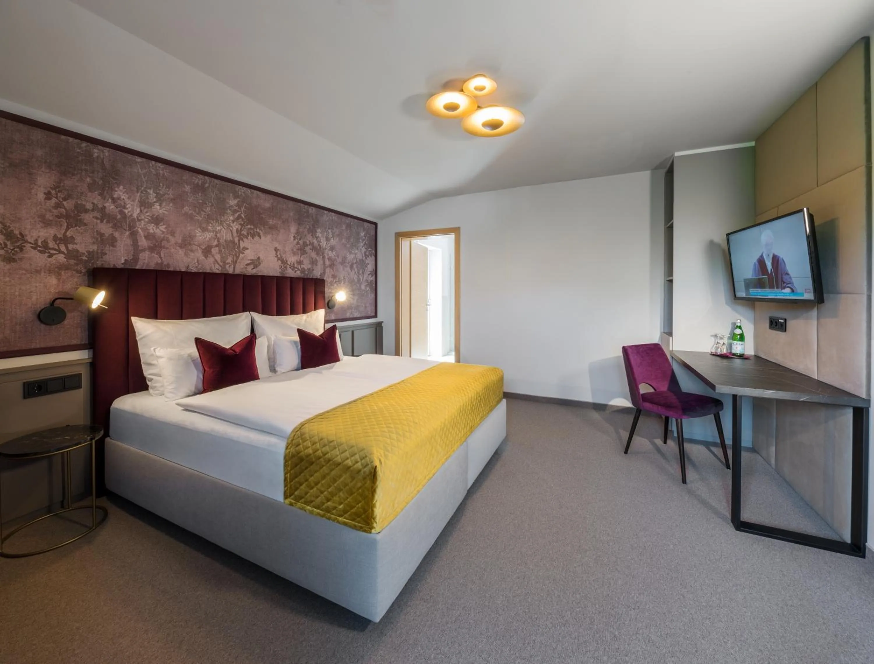 Bed in Hotel Hennersberg