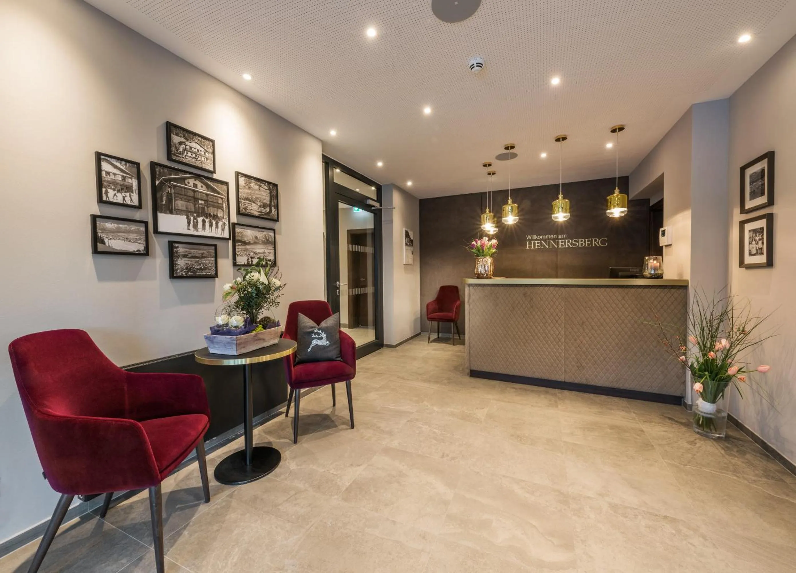 Lobby or reception in Hotel Hennersberg