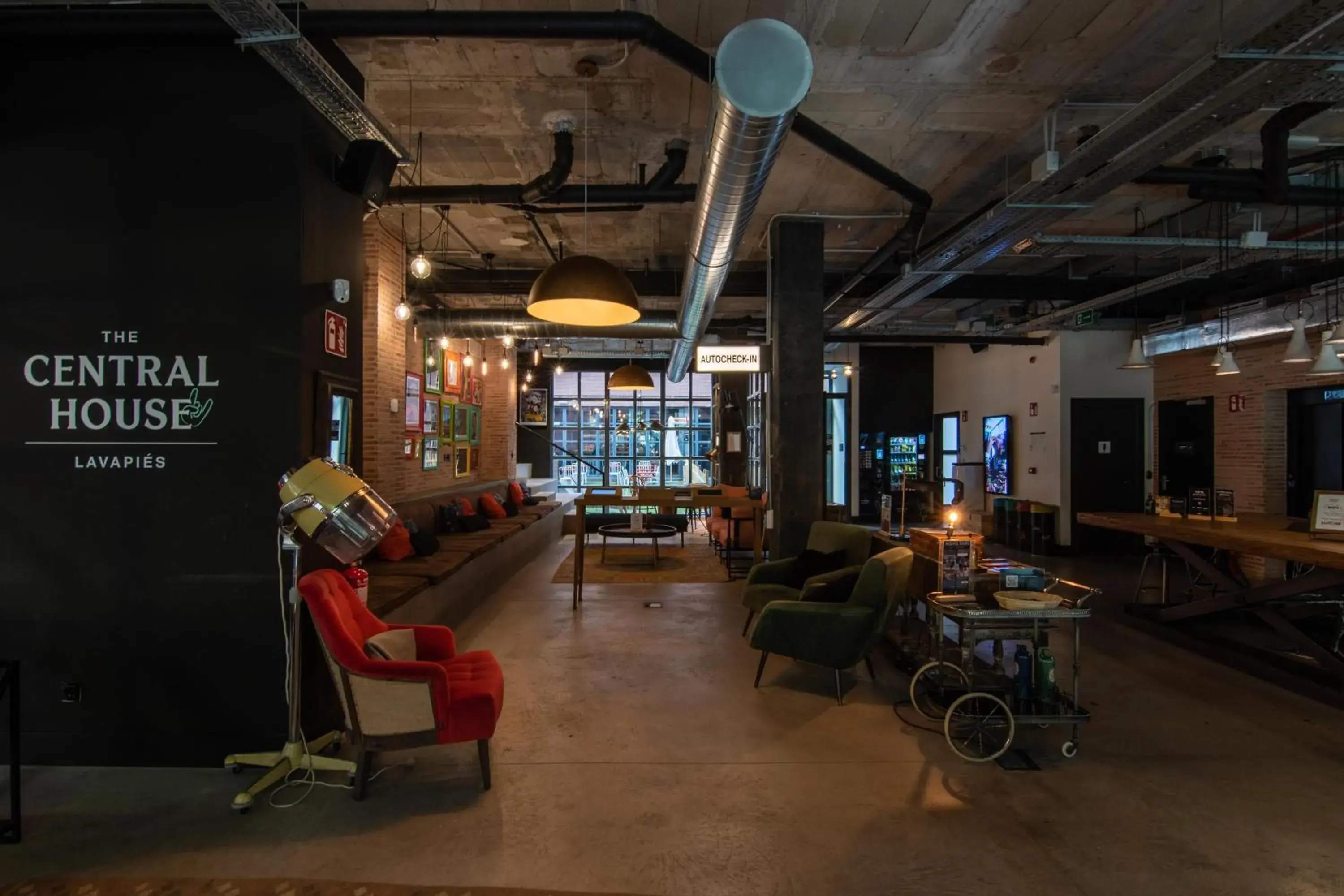 Lobby or reception in The Central House Madrid Lavapiés Lobby or reception in The Central House Madrid Lavapiés