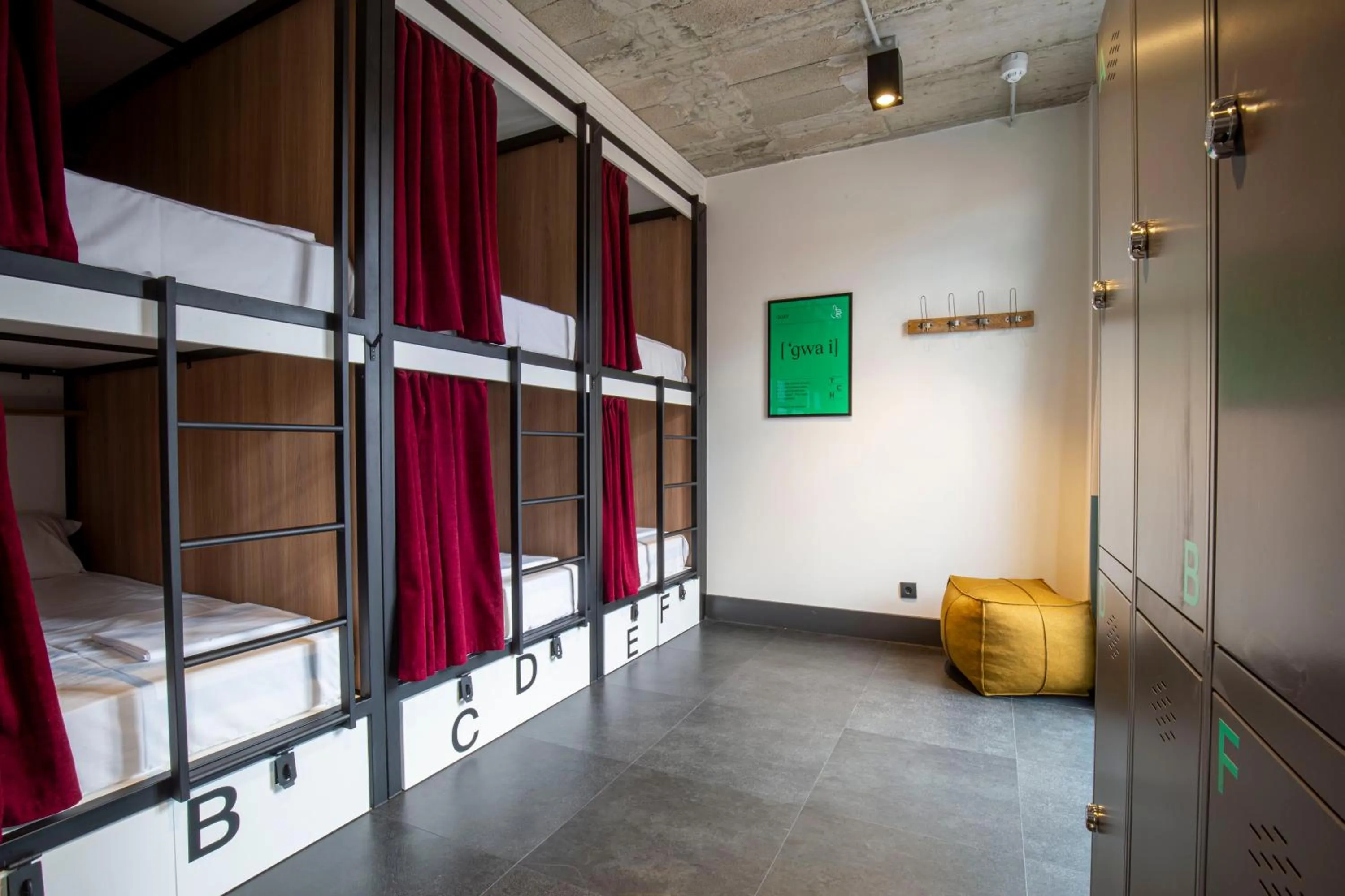 bunk bed, Bed in The Central House Madrid Lavapiés