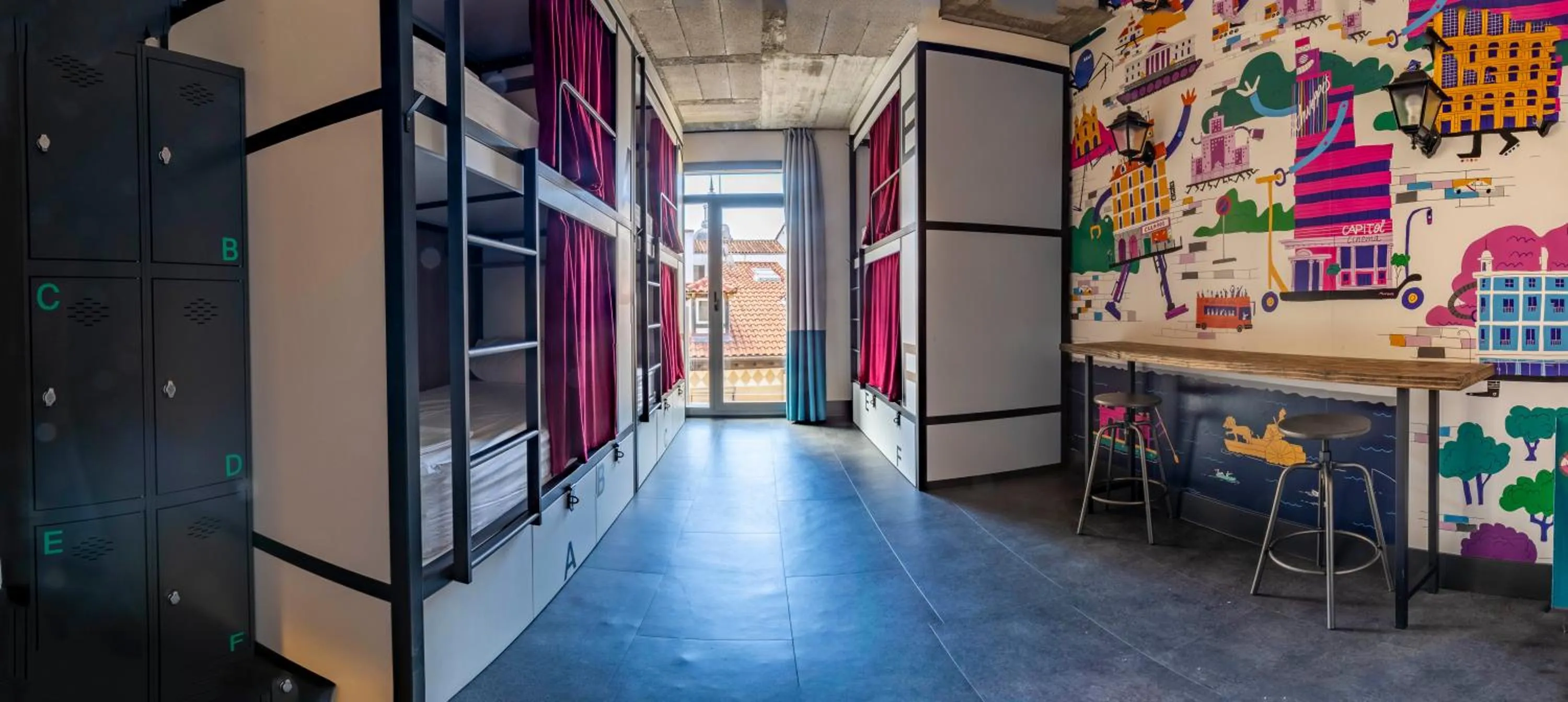 bunk bed in The Central House Madrid Lavapiés