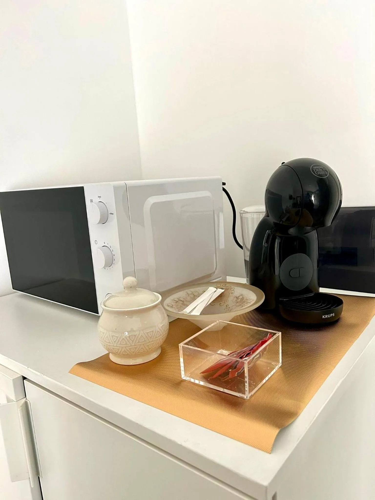 Coffee/tea facilities in Central palace