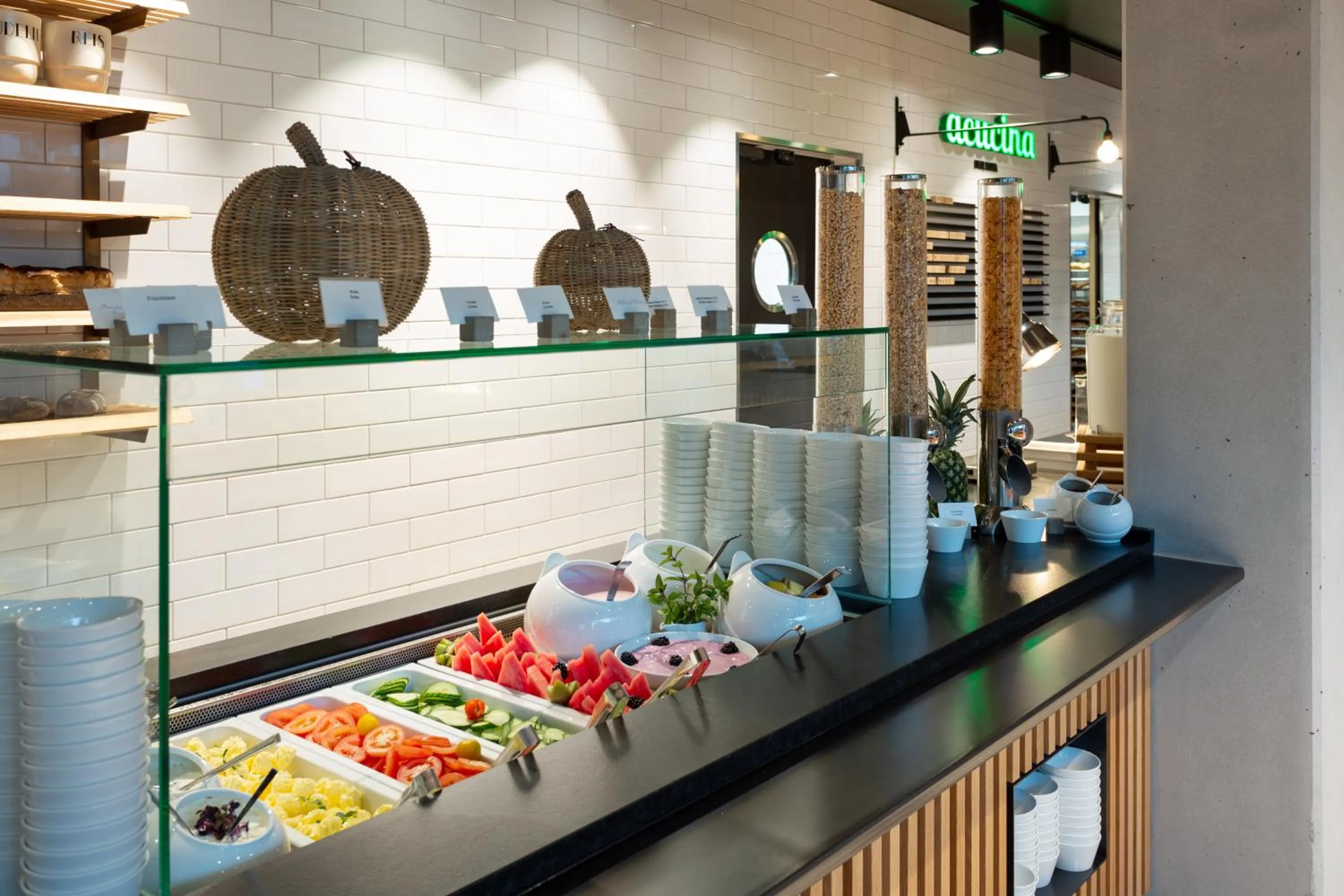 Buffet breakfast in aletto Hotel Potsdamer Platz