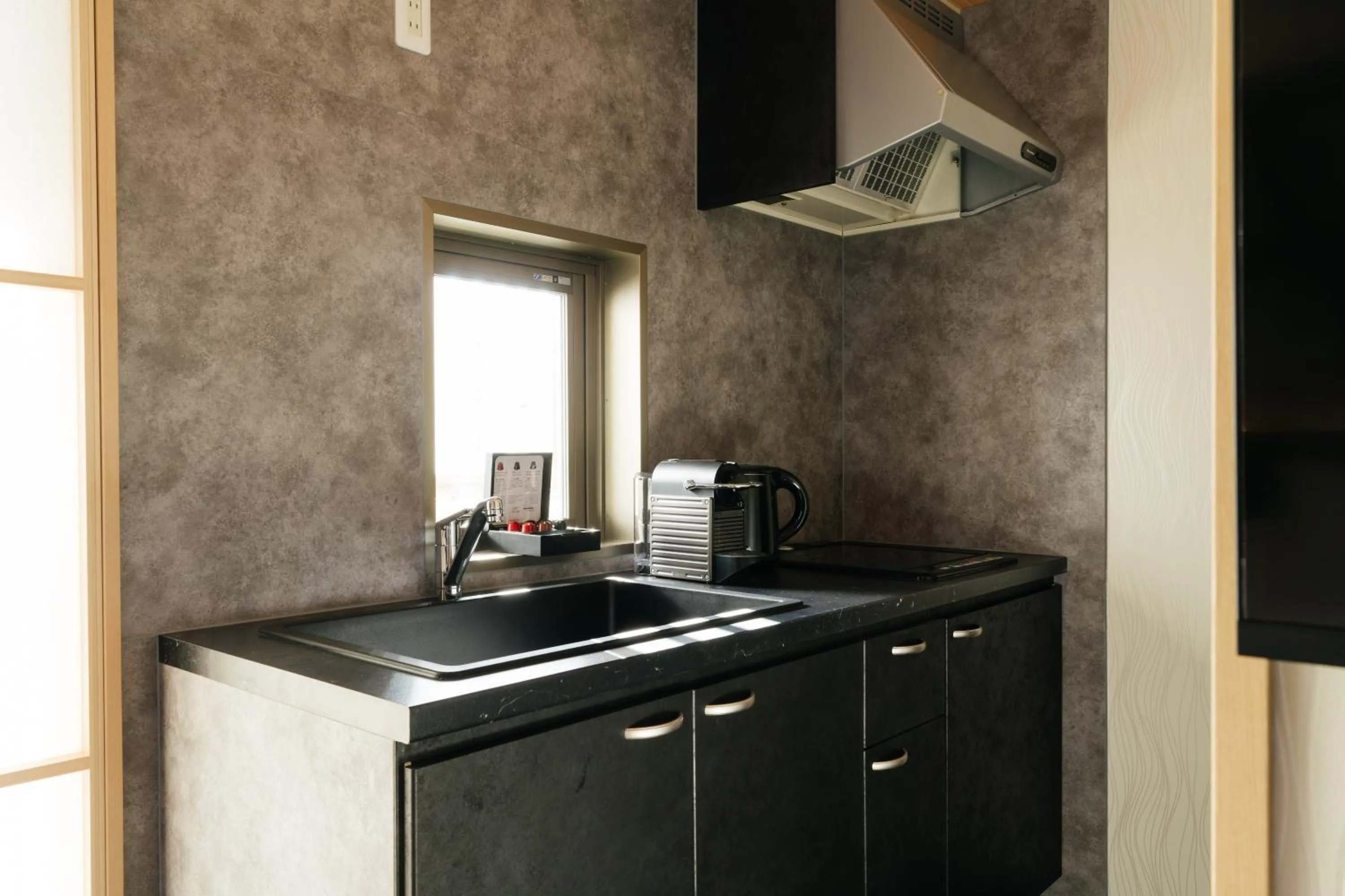 kitchen in Weskii Hotel