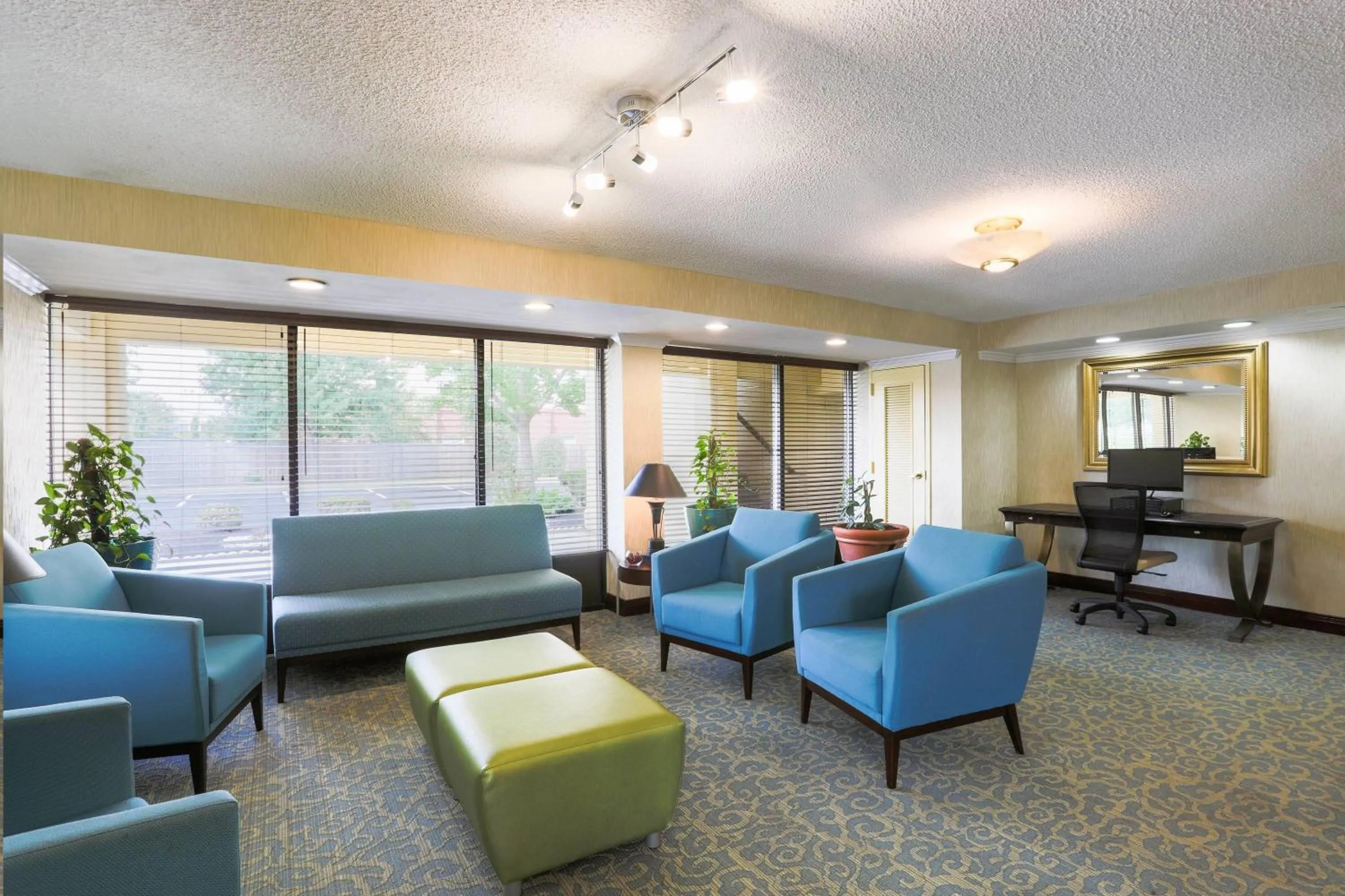 Lobby or reception in Days Inn by Wyndham Newark Wilmington